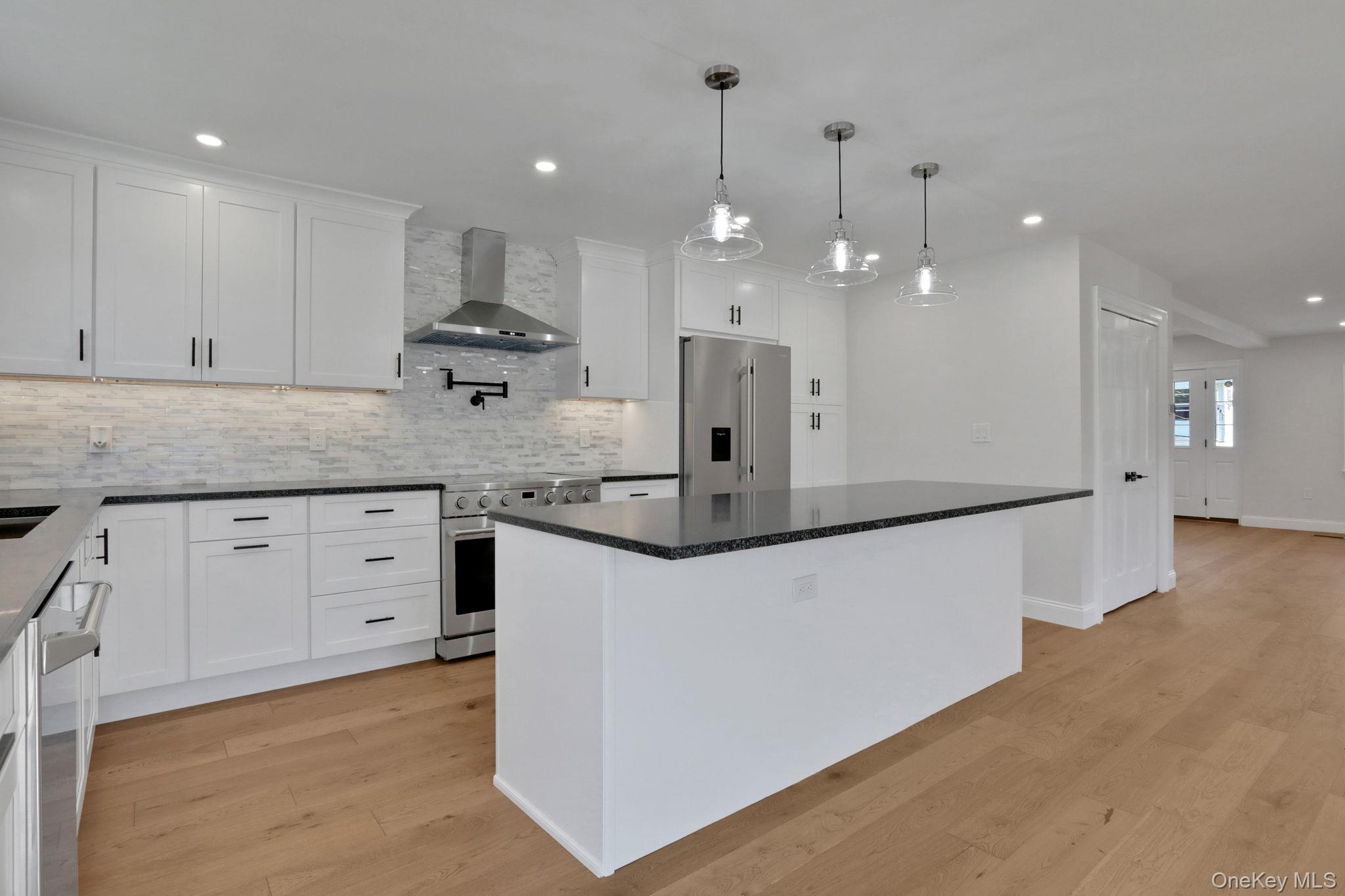 #6 photo, 32 Ackerman Street, Beacon , NY 12508