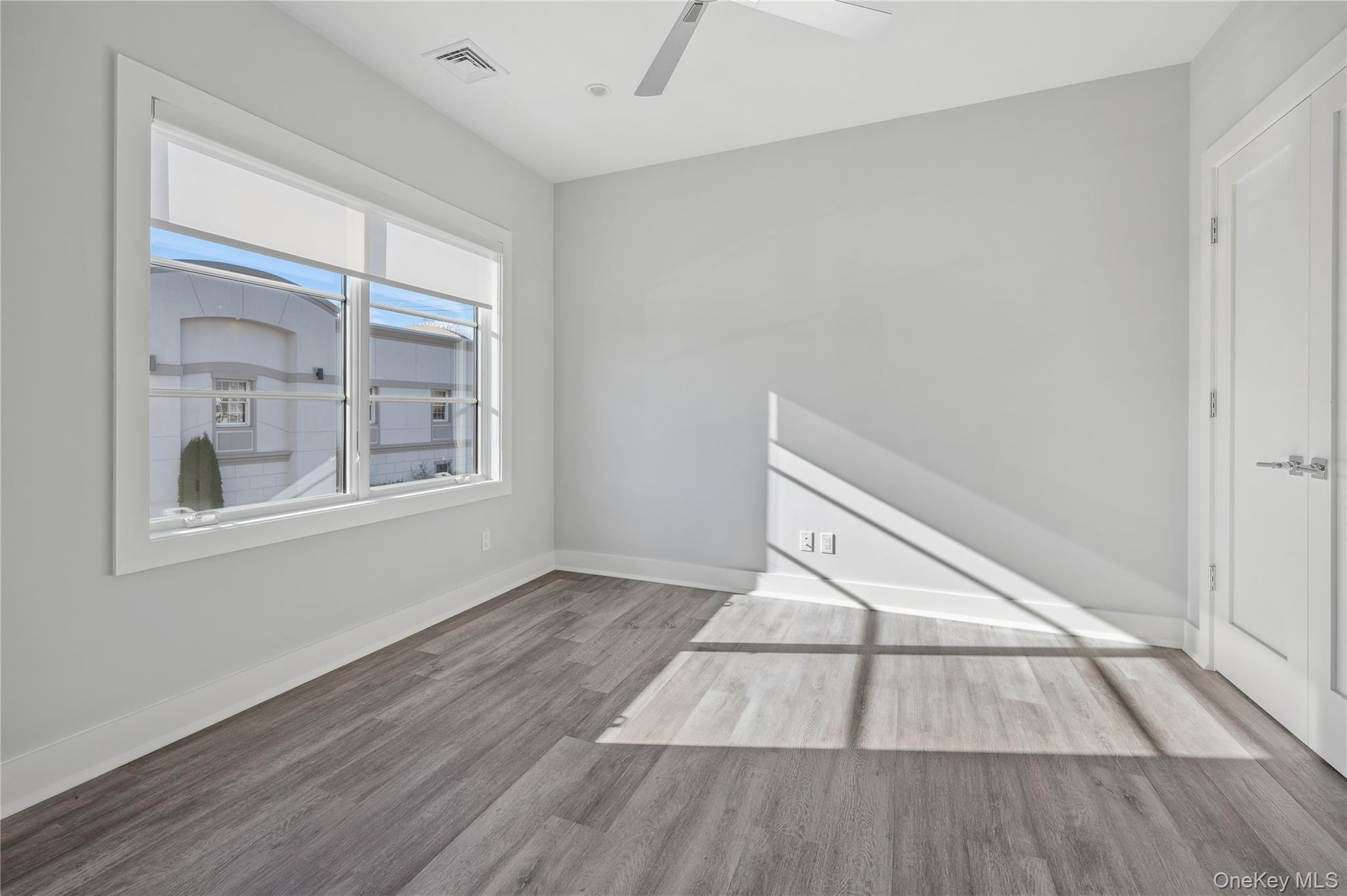 #6 photo, 355 Phillips Park Road, Mamaroneck , NY 10543