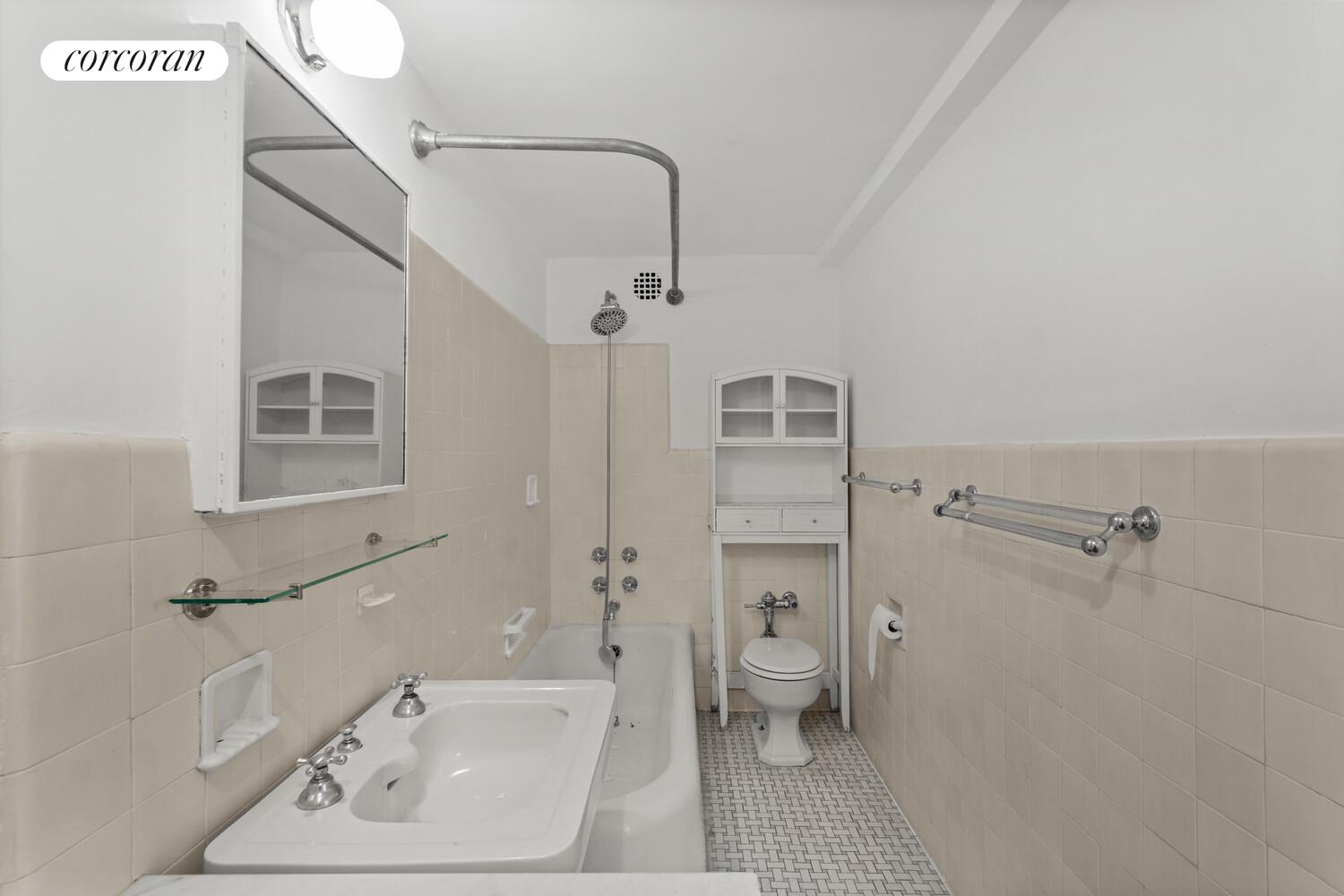 #7 photo, 140 E 28TH Street, マンハッタン Kips Bay , NY 10016