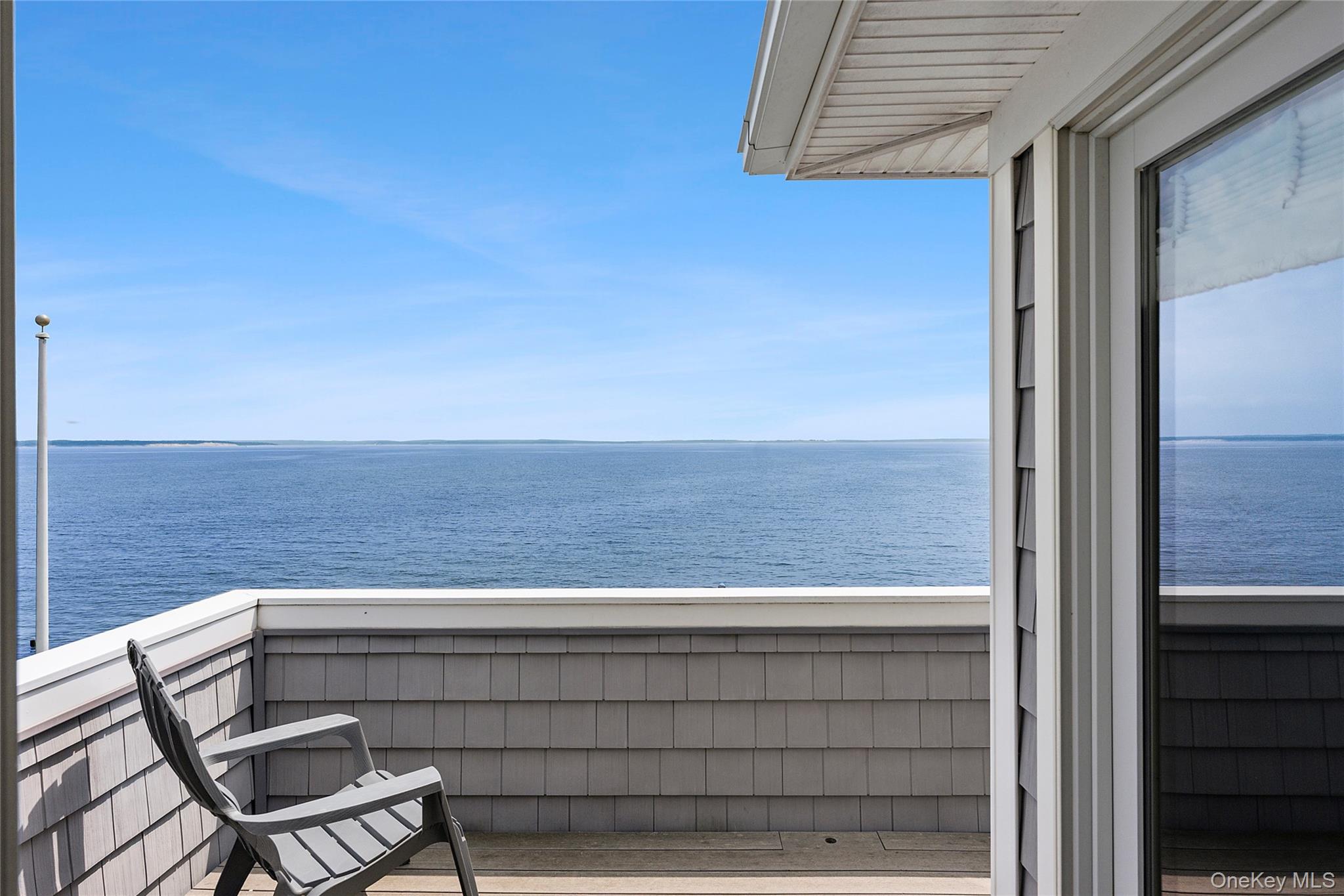 #17 photo, 5218 Peconic Bay Boulevard, サフォーク郡 Laurel , NY 11948