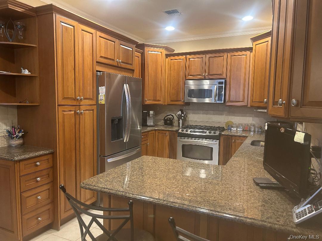 #3 photo, 423 Florencia Place, サフォーク郡 Melville , NY 11747