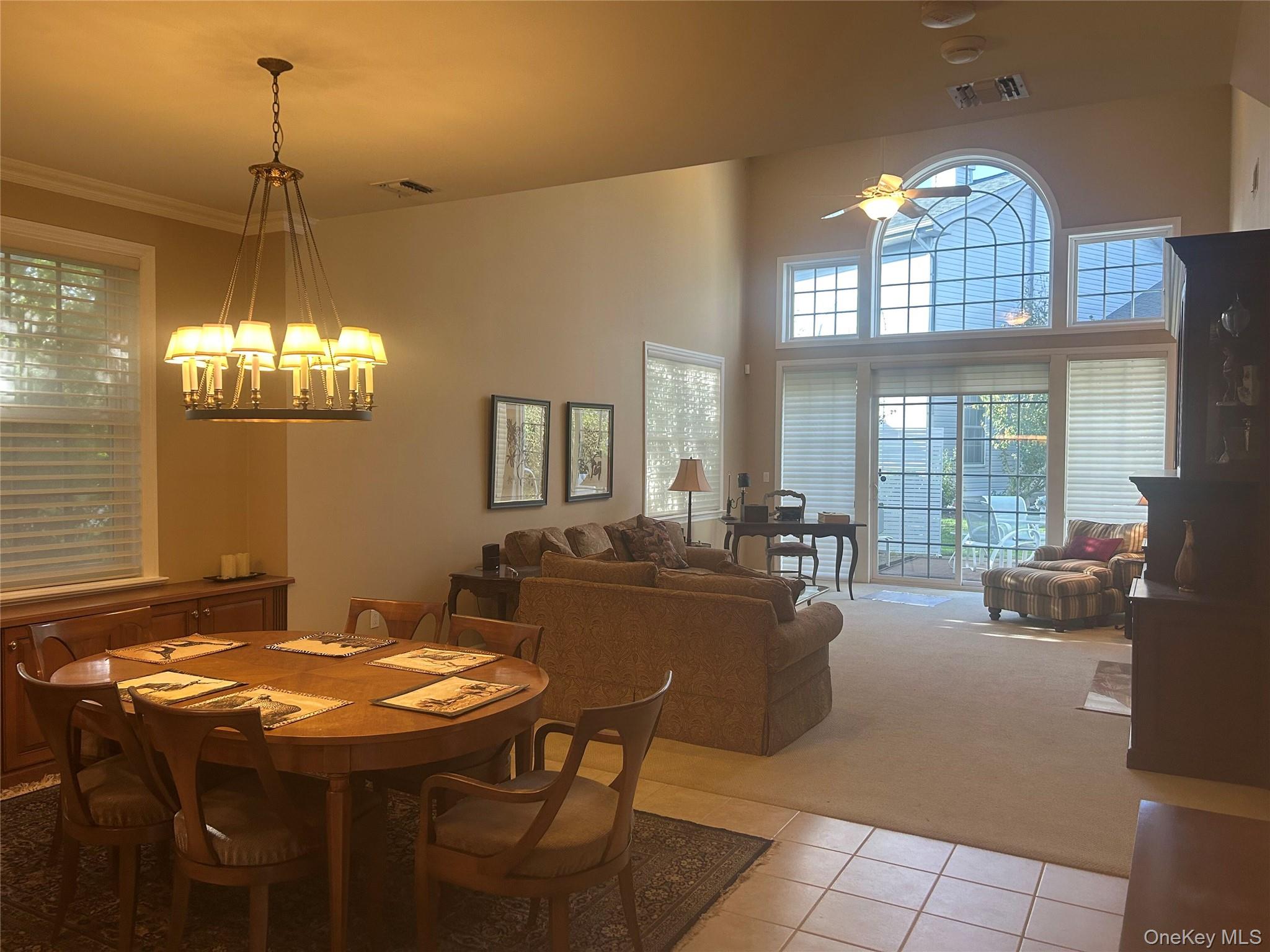 #5 photo, 423 Florencia Place, サフォーク郡 Melville , NY 11747