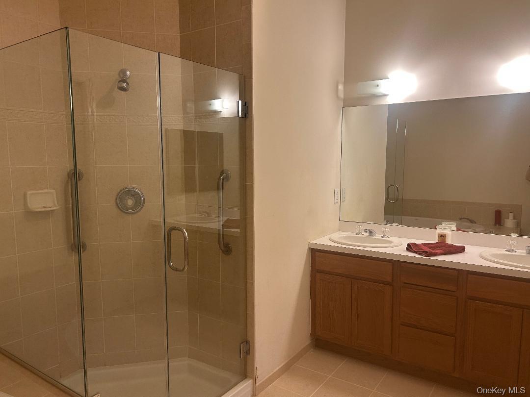 #7 photo, 423 Florencia Place, サフォーク郡 Melville , NY 11747