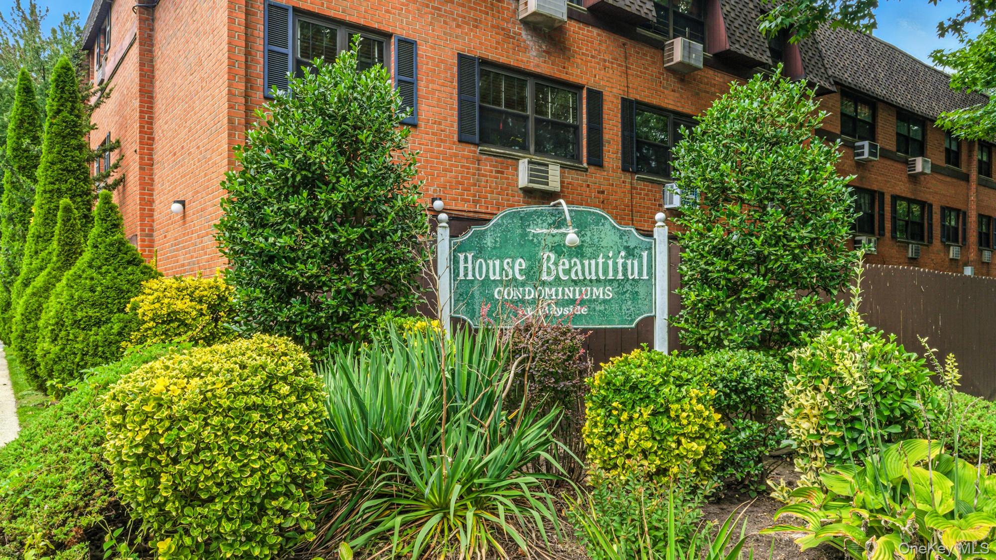 #1 photo, 220-75 67th Avenue, كوينز Oakland Gardens , NY 11364