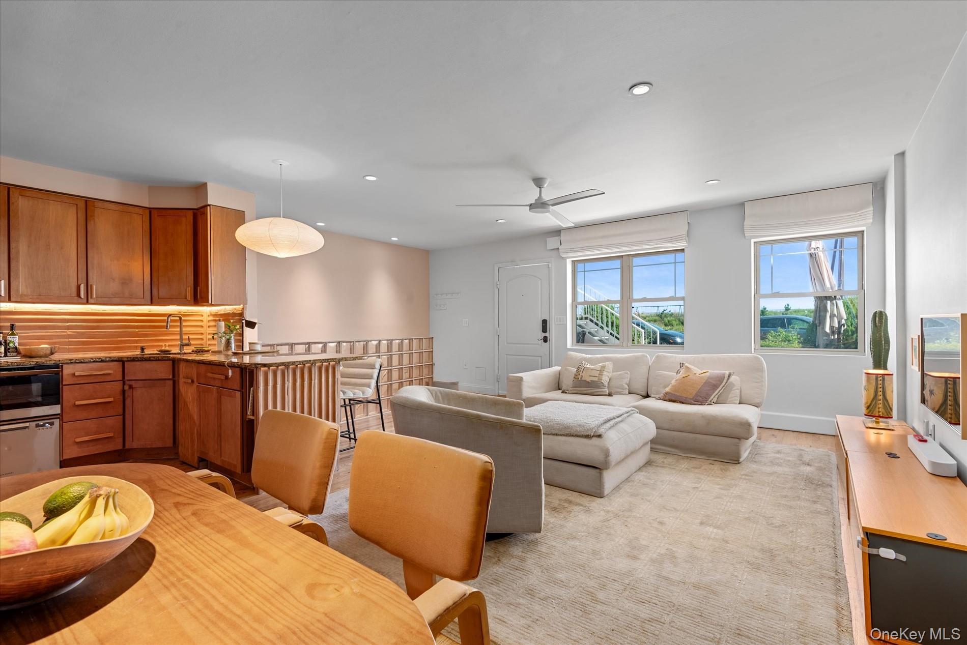 #12 photo, 10012 Shore Front Parkway, クイーンズ区 Rockaway Park , NY 11694