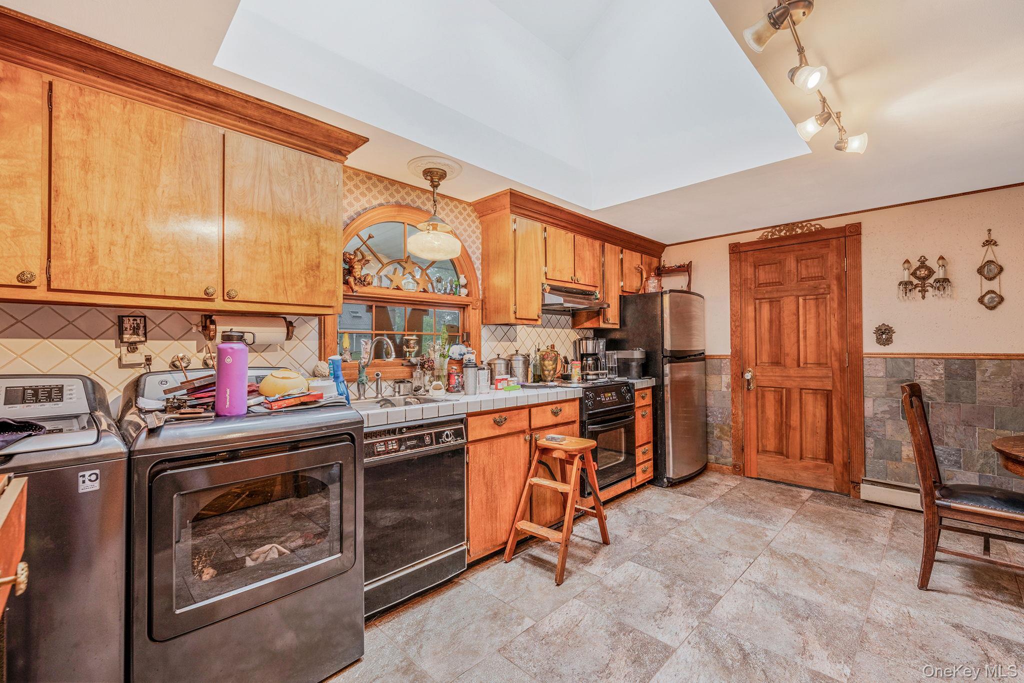 #11 photo, 68 Lakeside Drive, サフォーク郡 Farmingville , NY 11738