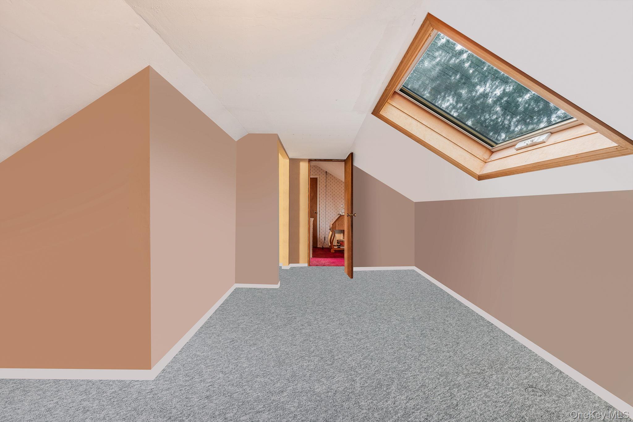 #17 photo, 68 Lakeside Drive, サフォーク郡 Farmingville , NY 11738