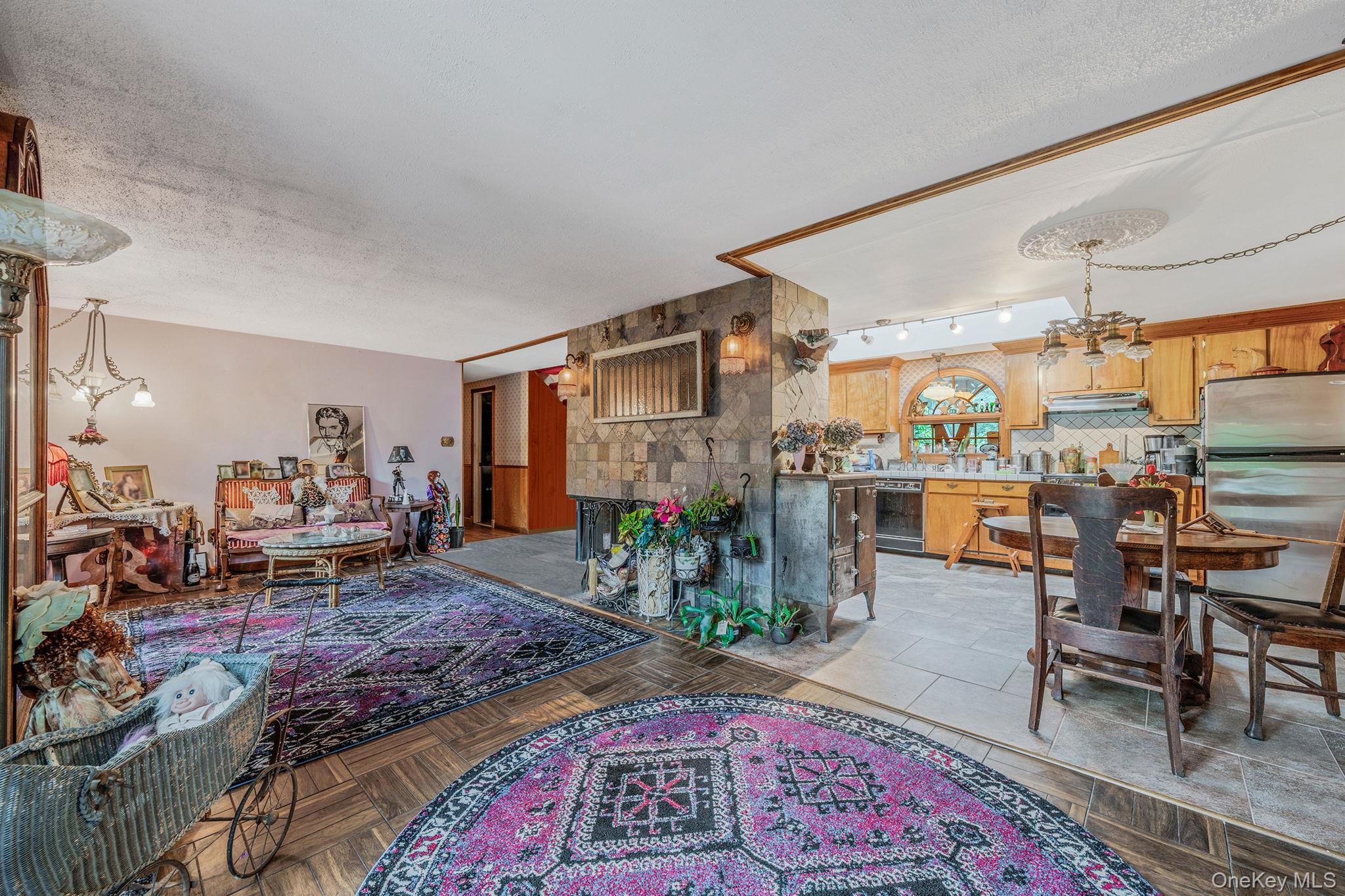 #8 photo, 68 Lakeside Drive, サフォーク郡 Farmingville , NY 11738