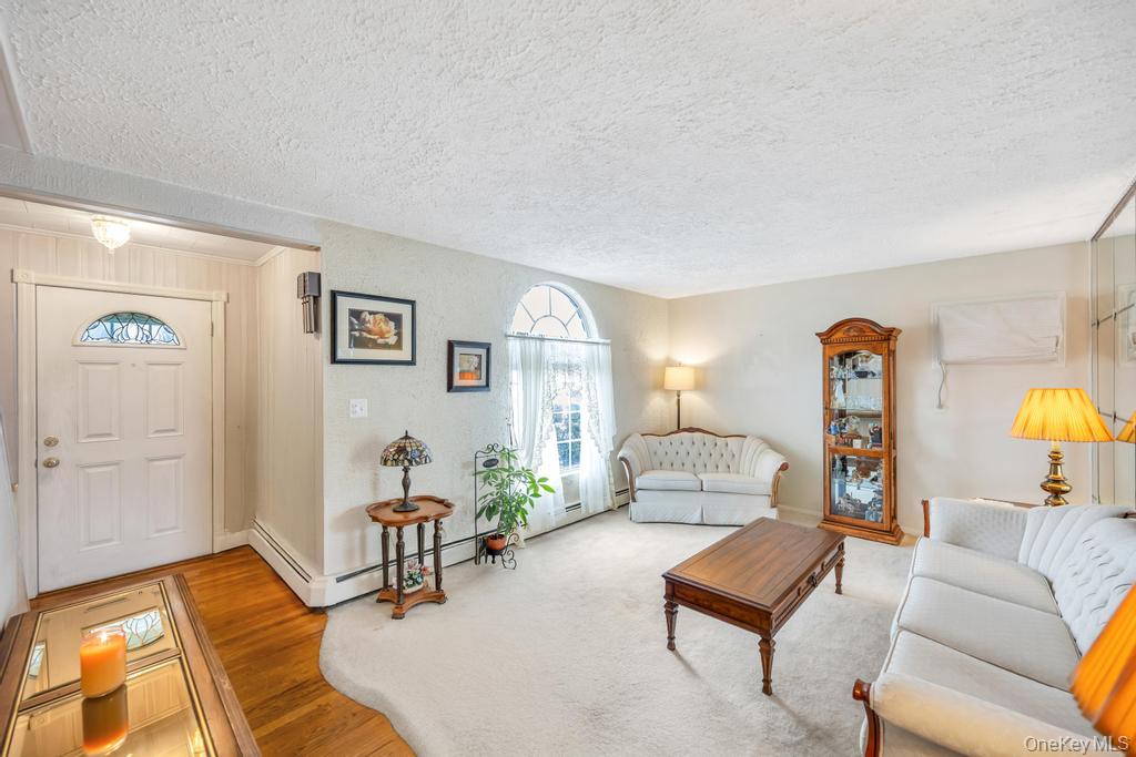 #11 photo, 87 Underhill Avenue, ナッソー郡 Hicksville , NY 11801