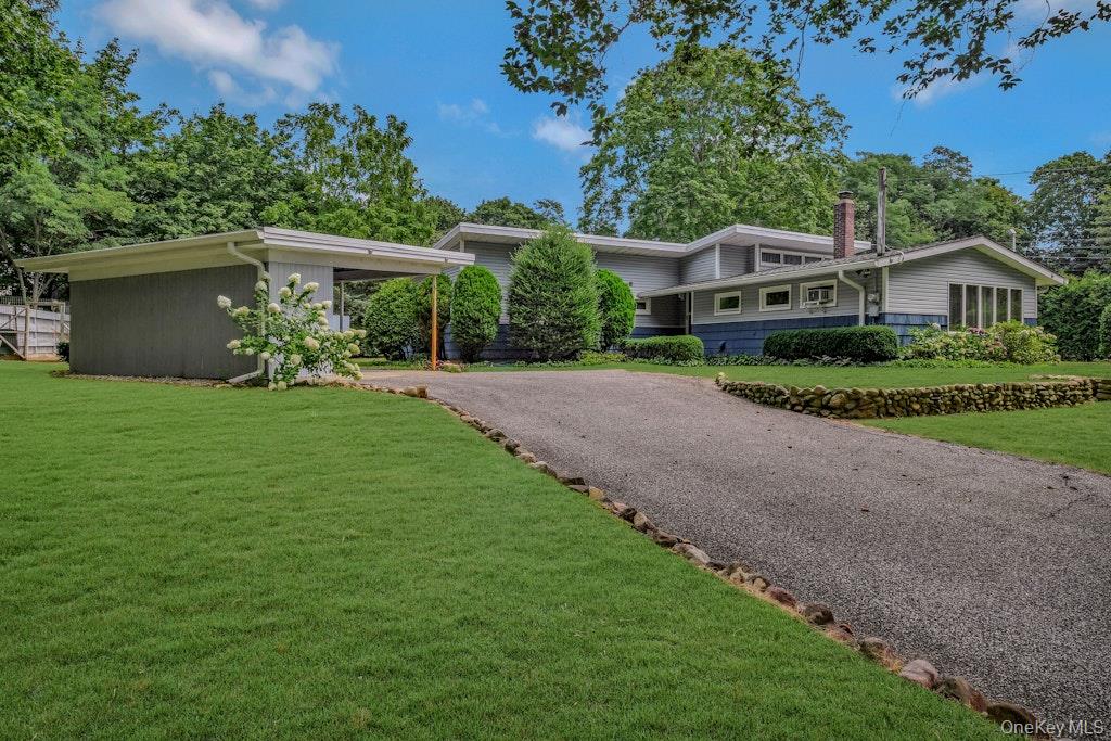 #2 photo, 30 Center Drive, サフォーク郡 Riverhead , NY 11901