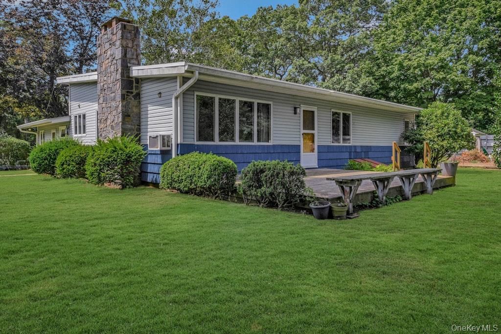 #5 photo, 30 Center Drive, サフォーク郡 Riverhead , NY 11901