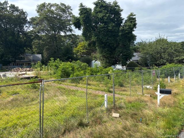 #2 photo, 51 Wendover Drive, サフォーク郡 Huntington , NY 