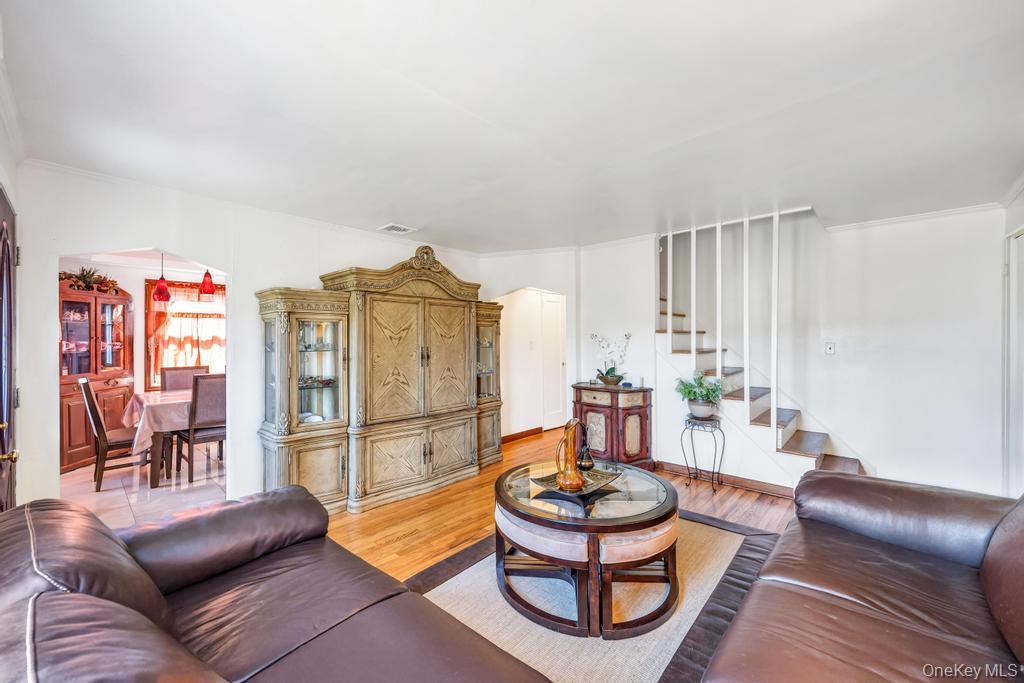 #10 photo, 22 Terrace Place, ナッソー郡 Hicksville , NY 11801