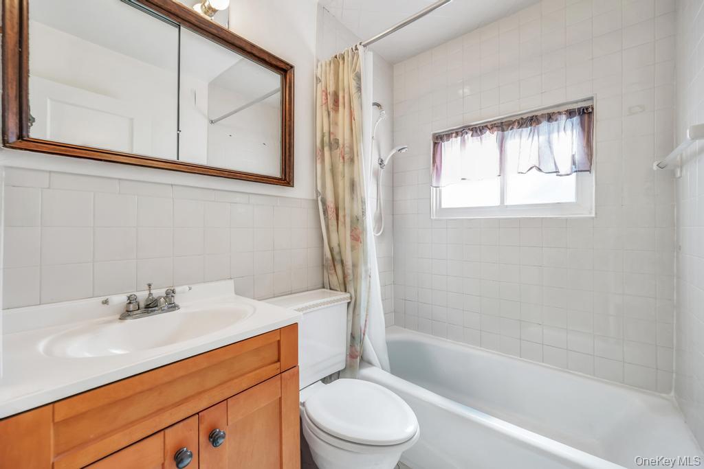 #18 photo, 22 Terrace Place, ナッソー郡 Hicksville , NY 11801