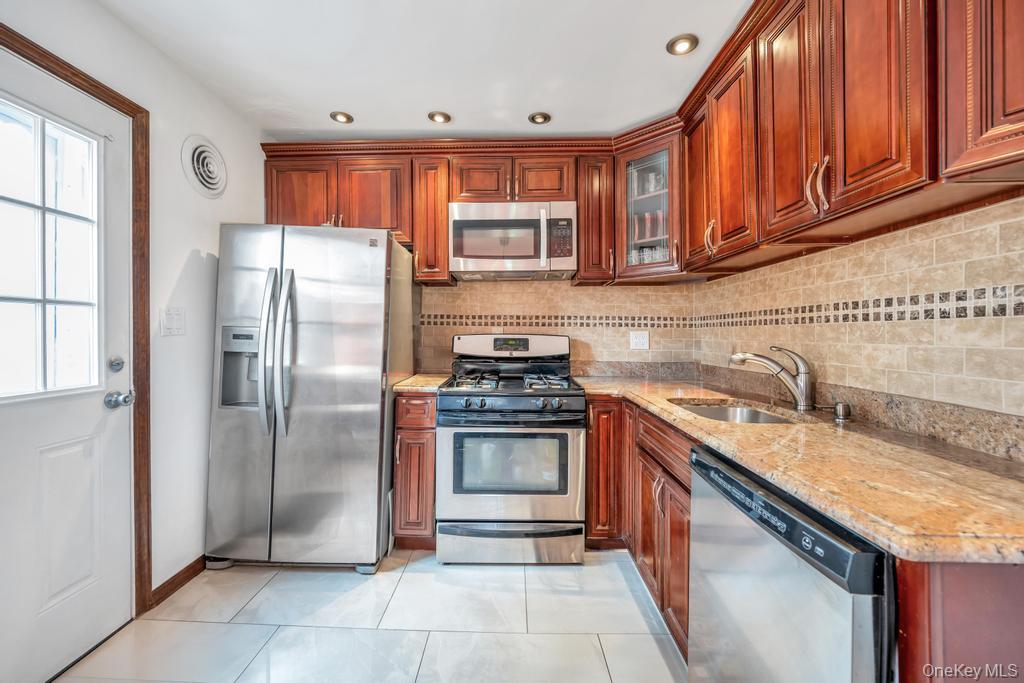 #5 photo, 22 Terrace Place, ナッソー郡 Hicksville , NY 11801