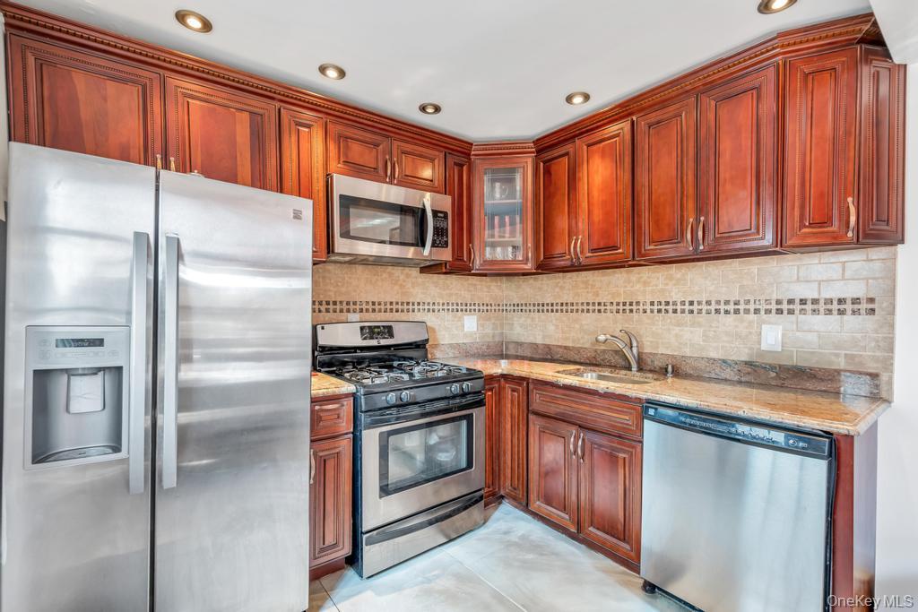 #6 photo, 22 Terrace Place, ナッソー郡 Hicksville , NY 11801