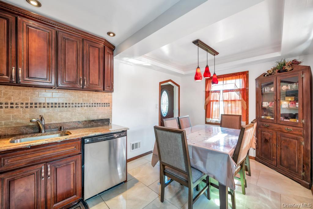 #8 photo, 22 Terrace Place, ナッソー郡 Hicksville , NY 11801