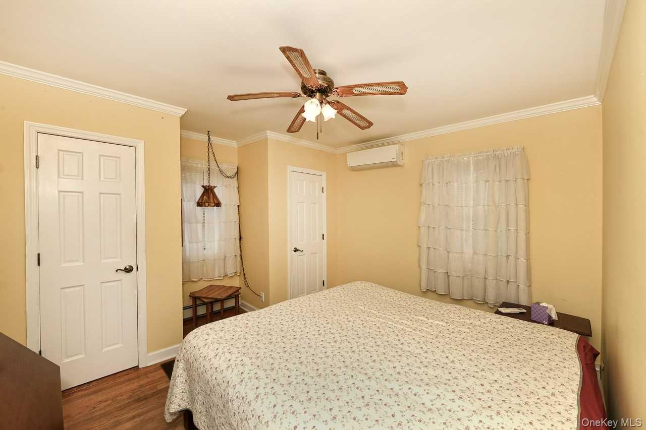 #10 photo, 767 Keith Lane, West Islip , NY 11705