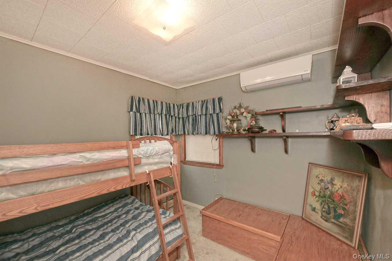 #20 photo, 767 Keith Lane, West Islip , NY 11705