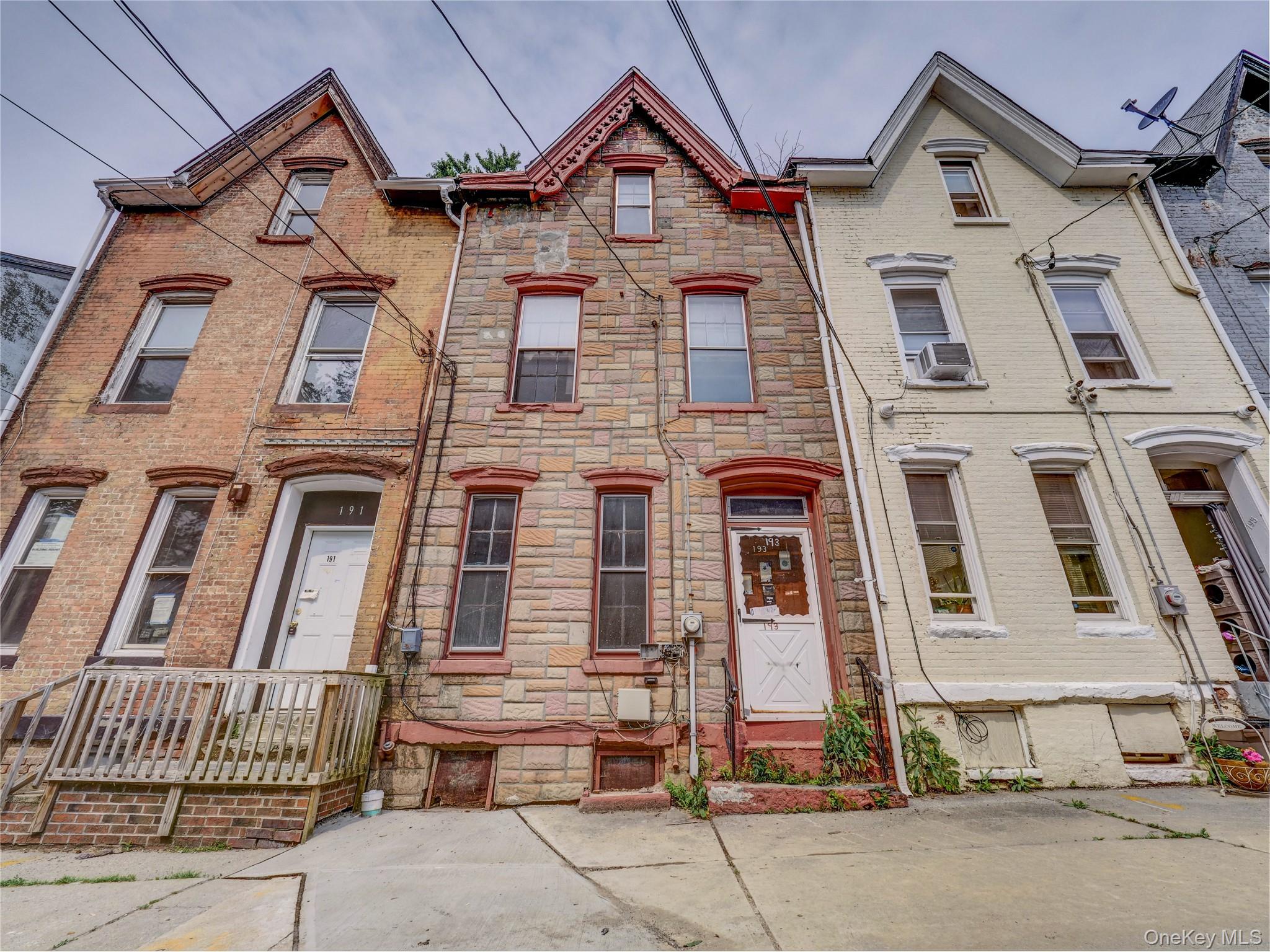 #2 photo, 193 Chambers Street, Newburgh , NY 12550