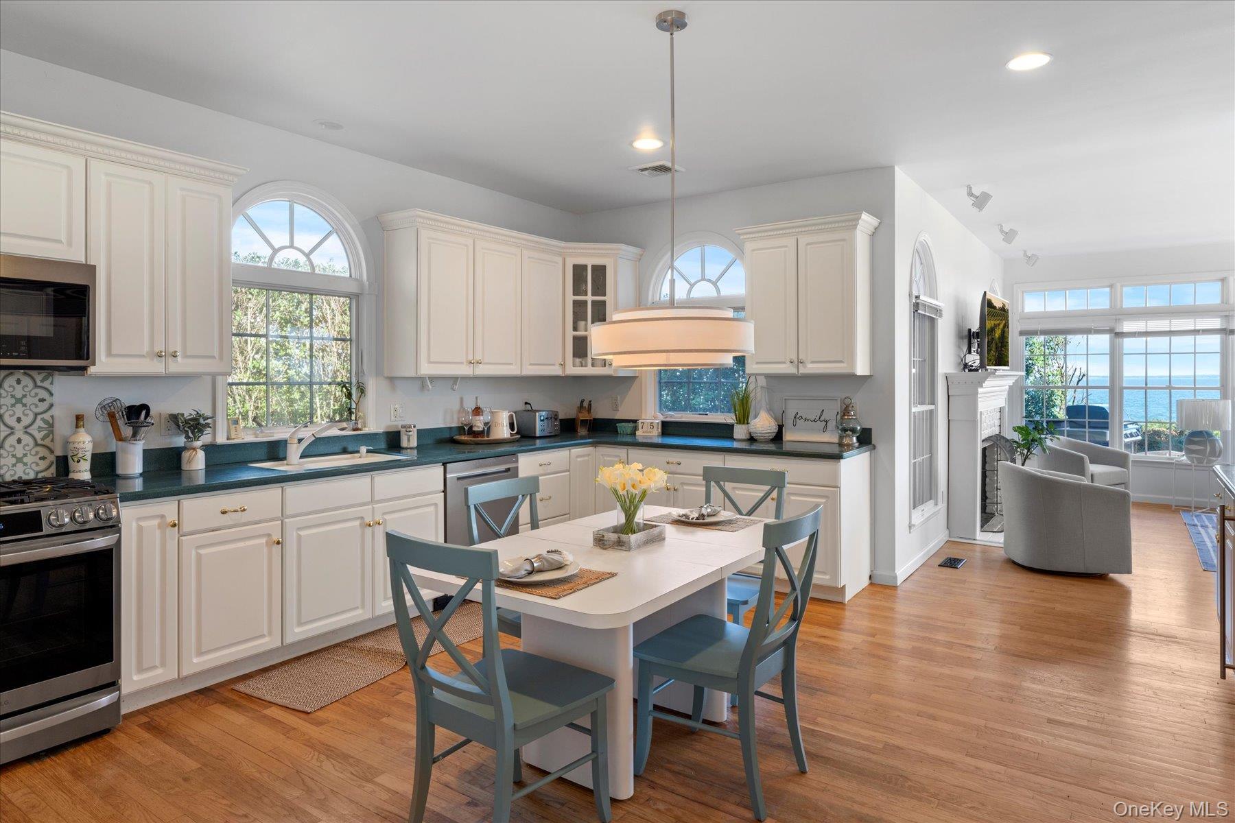 #10 photo, 7020 Great Peconic Bay Boulevard, サフォーク郡 Laurel , NY 11948