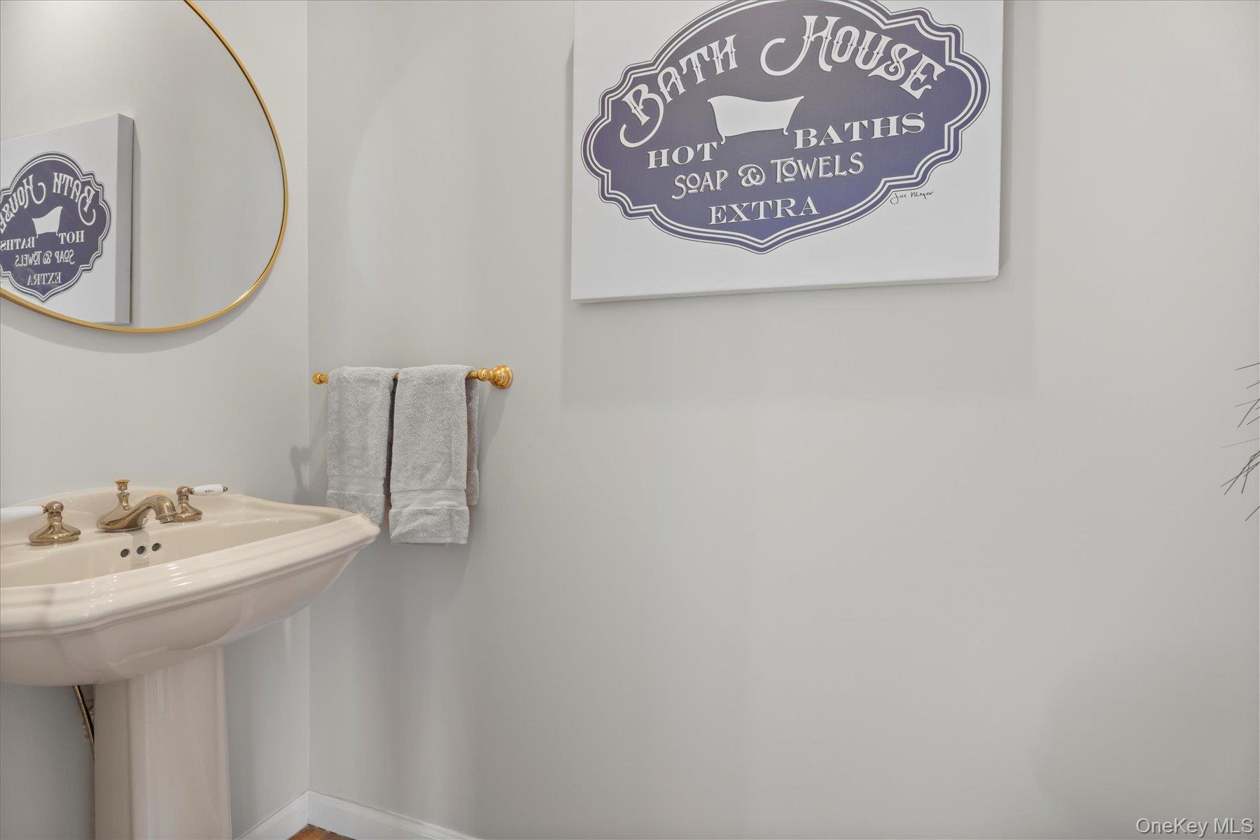 #19 photo, 7020 Great Peconic Bay Boulevard, サフォーク郡 Laurel , NY 11948