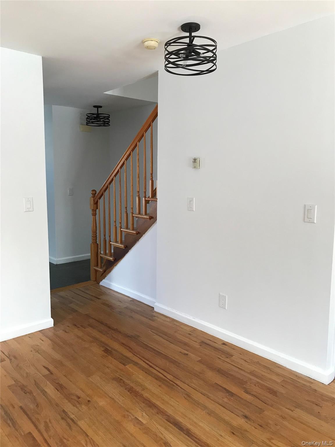 #11 photo, 29 Hickory Road, ナッソー郡 Port Washington , NY 11050