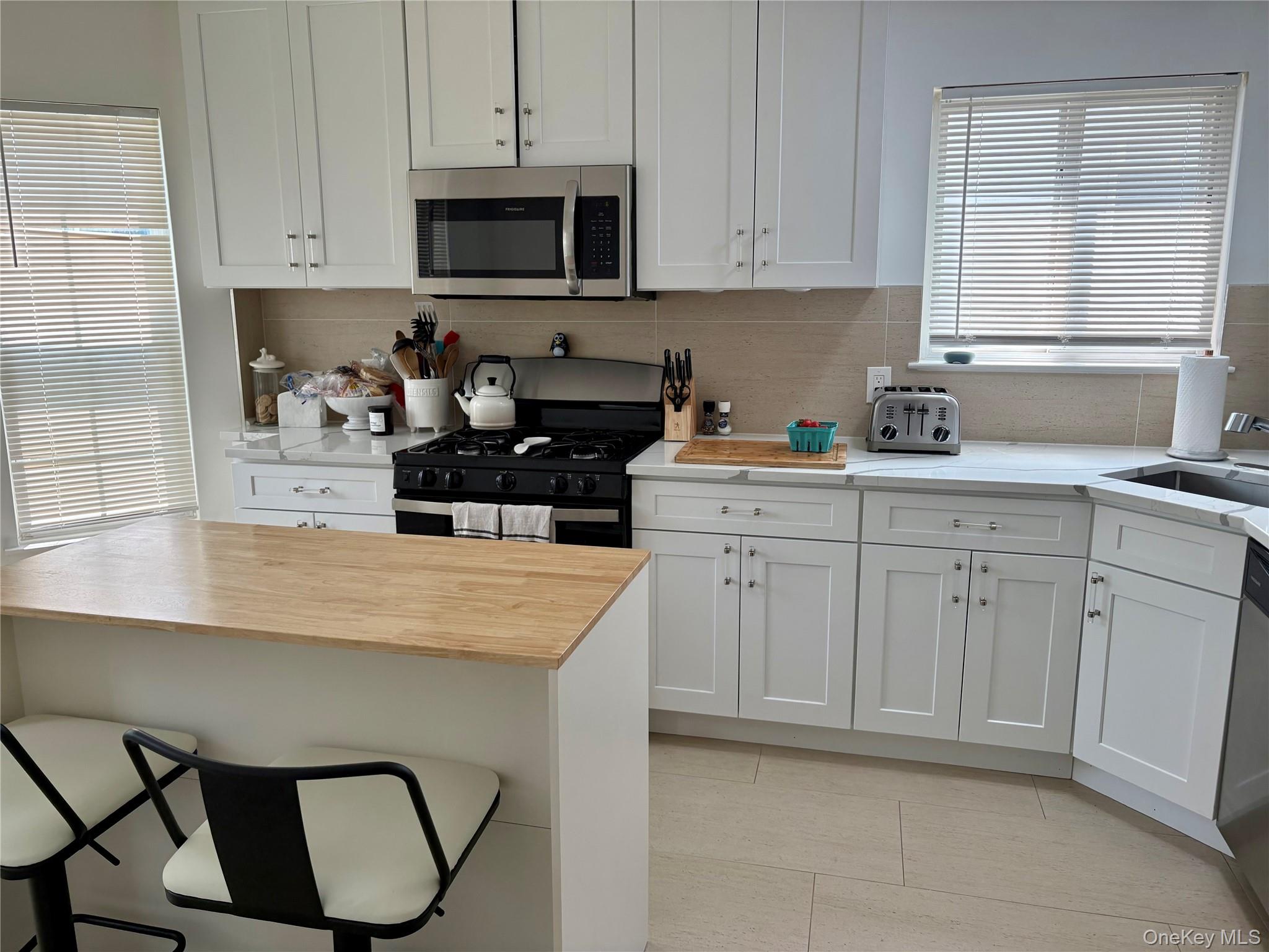 #2 photo, 67 Sagamore Hill Drive, ナッソー郡 Port Washington , NY 11050