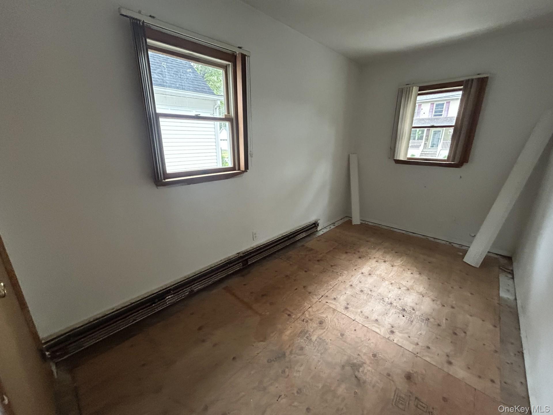 #13 photo, 277 Prince Road, サフォーク郡 Rocky Point , NY 11778