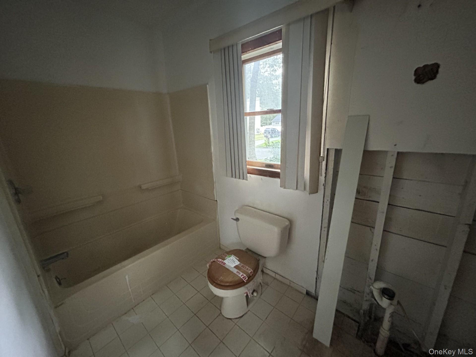 #16 photo, 277 Prince Road, サフォーク郡 Rocky Point , NY 11778