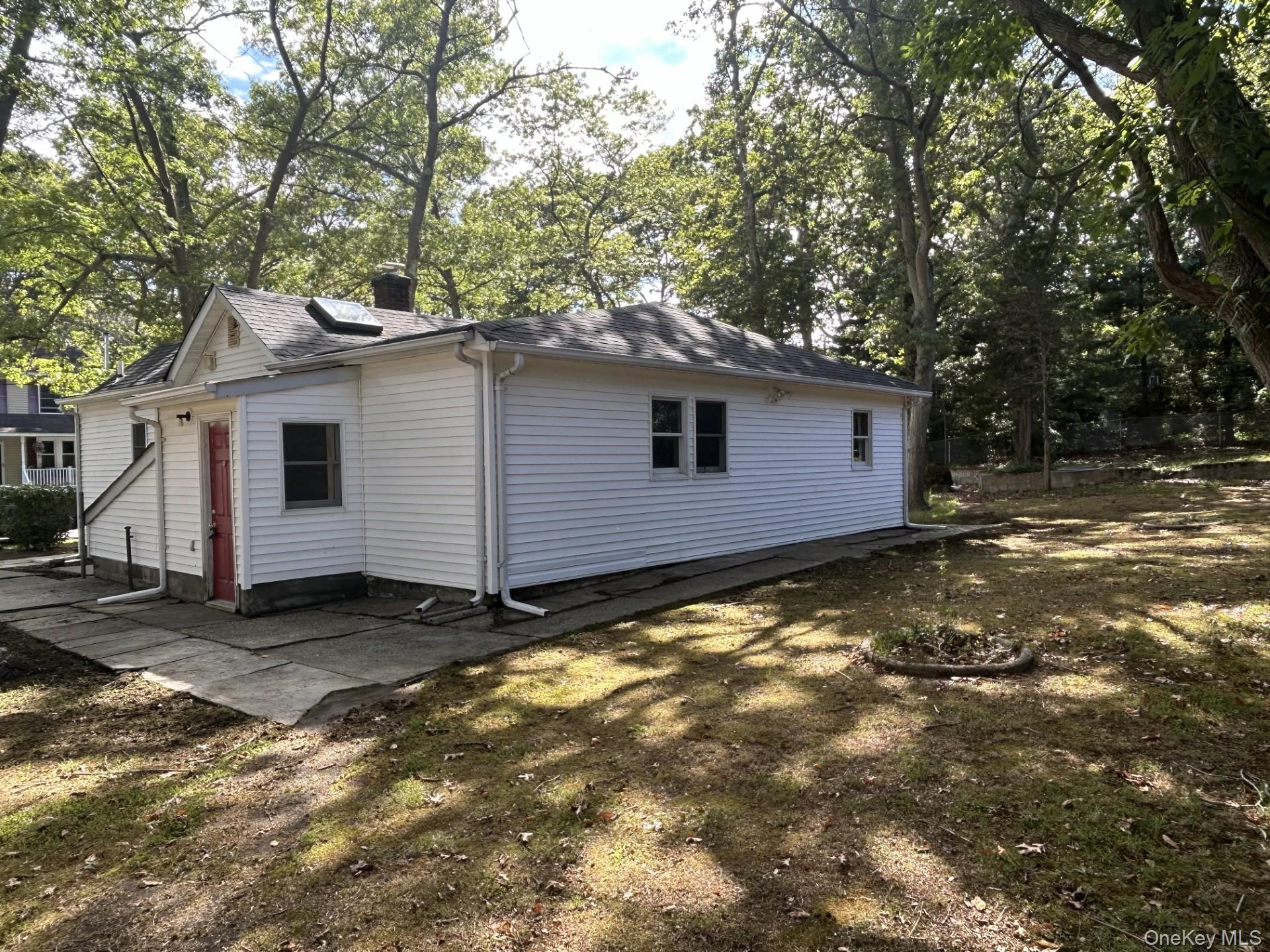 #4 photo, 277 Prince Road, サフォーク郡 Rocky Point , NY 11778