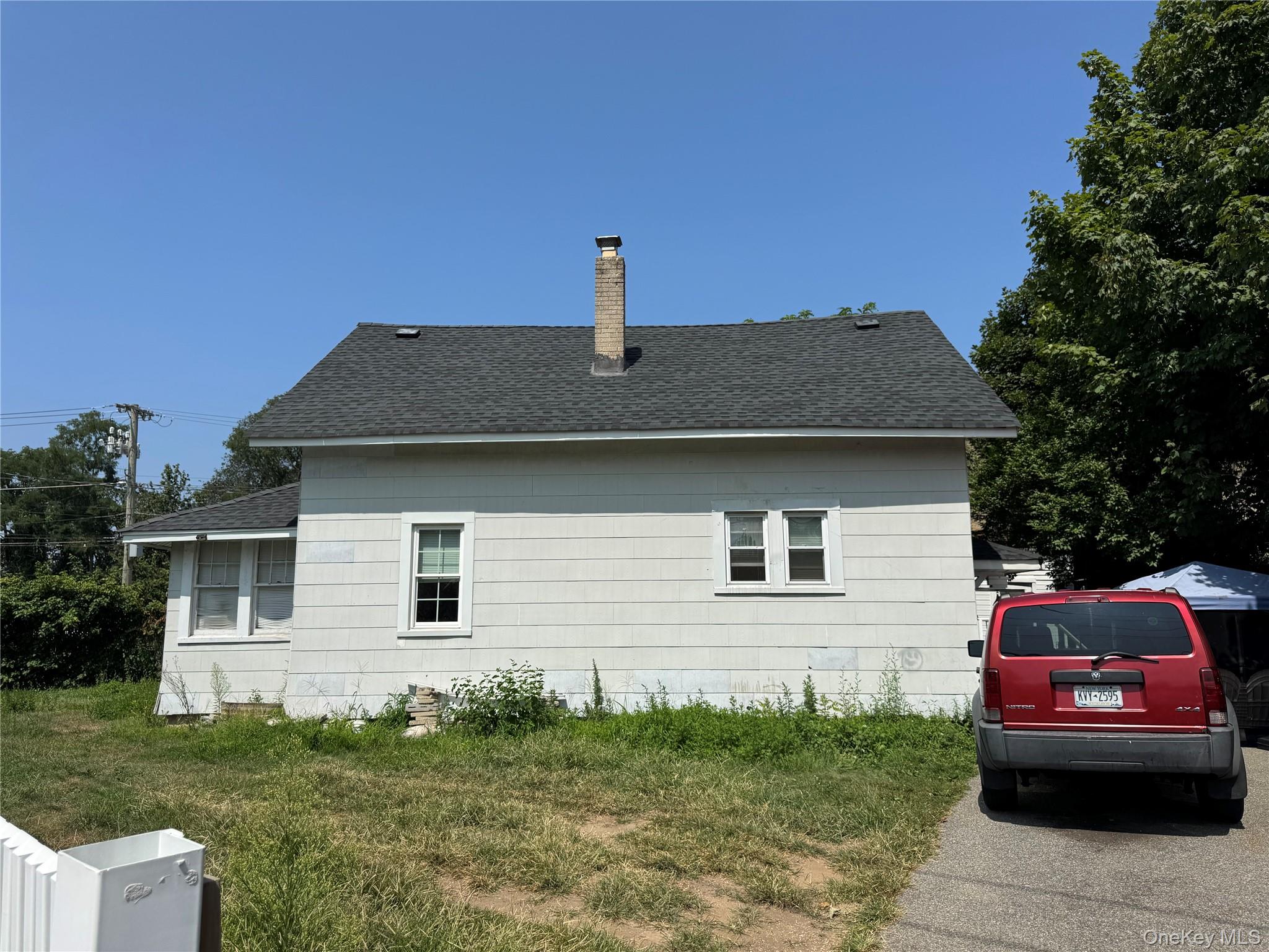 #11 photo, 193 W Graham Avenue, Hempstead , NY 11550