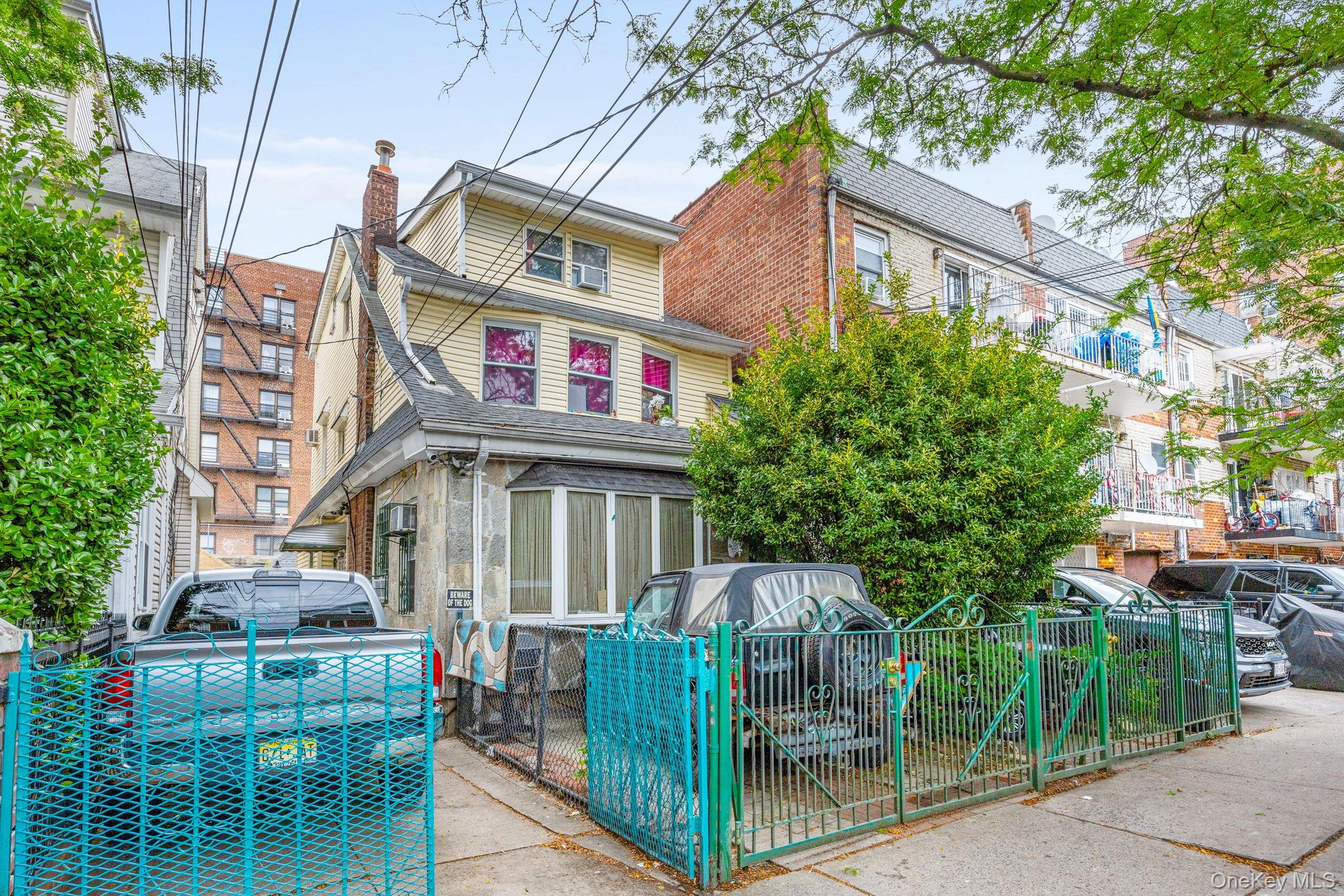 #1 photo, 4239 Elbertson Street, एल्महर्स्ट Elmhurst , NY 11373