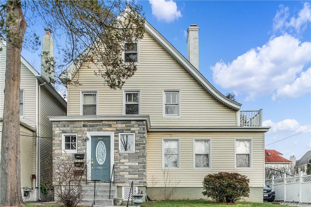 #1 photo, 520 River Avenue, Pelham , NY 10803