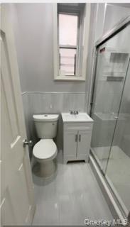 #1 photo, 2759 Matthews Avenue, ब्रोंक्स Bronx , NY 10467