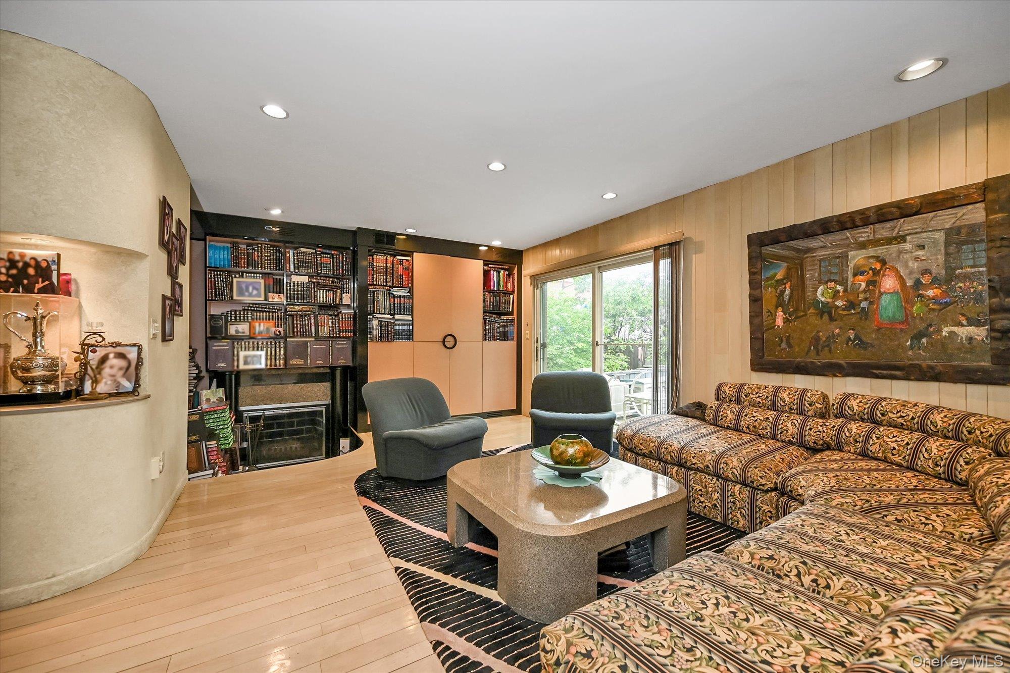 #16 photo, 138-45 78th Drive, クイーンズ区 Kew Garden Hills , NY 11367