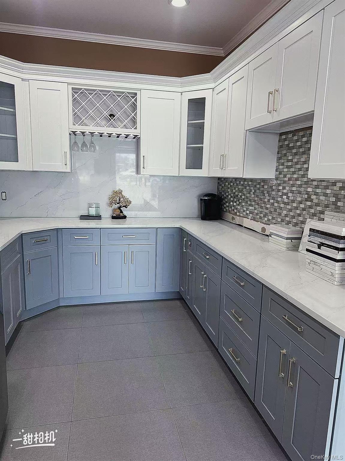 #1 photo, 869 Old Country Road, ナッソー郡 Westbury , NY 11590