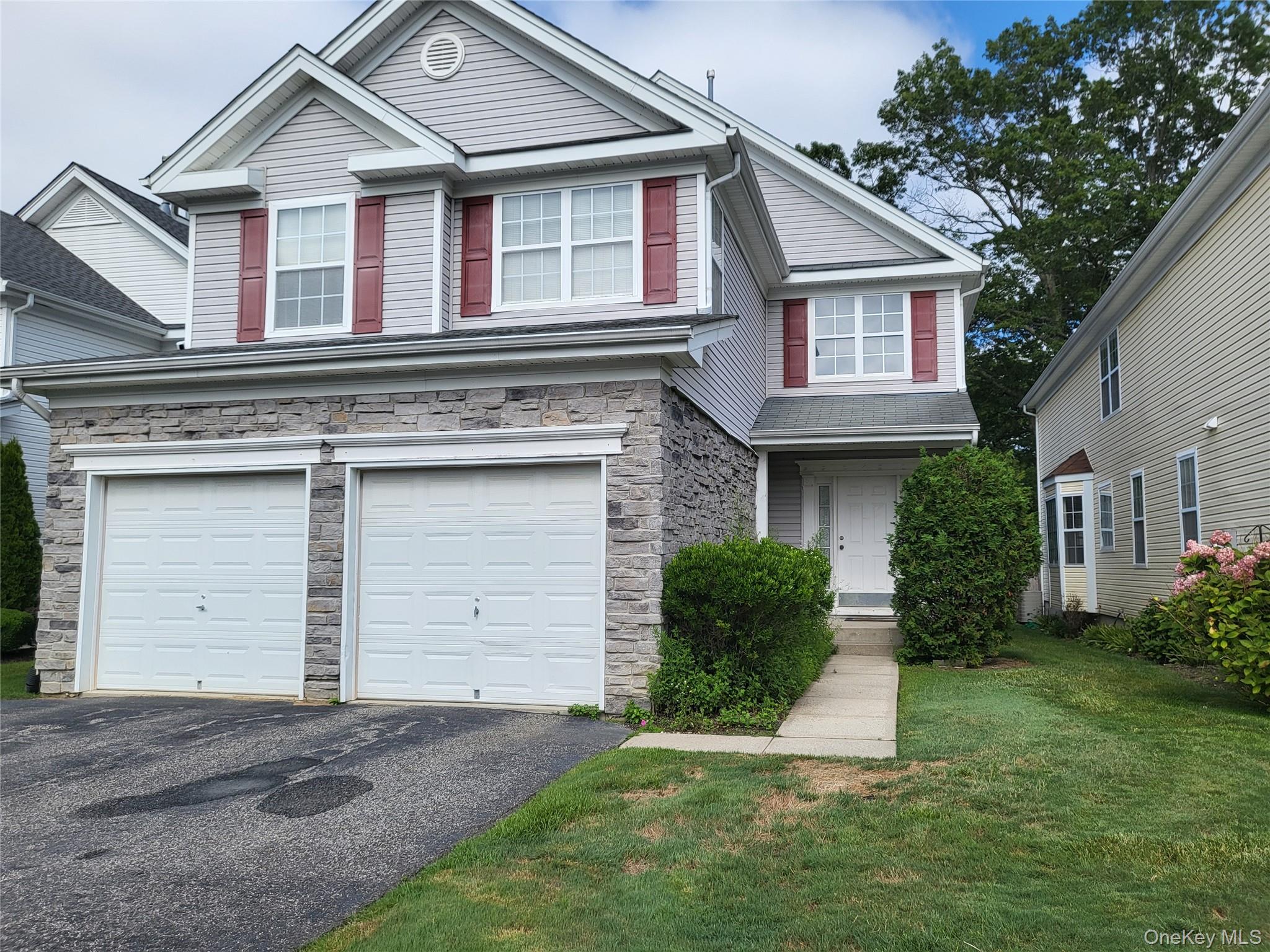 #1 photo, 48 Kate Circle, サフォーク郡 Middle Island , NY 11953