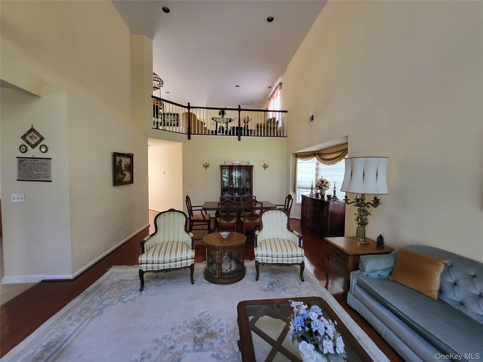 #15 photo, 48 Kate Circle, サフォーク郡 Middle Island , NY 11953