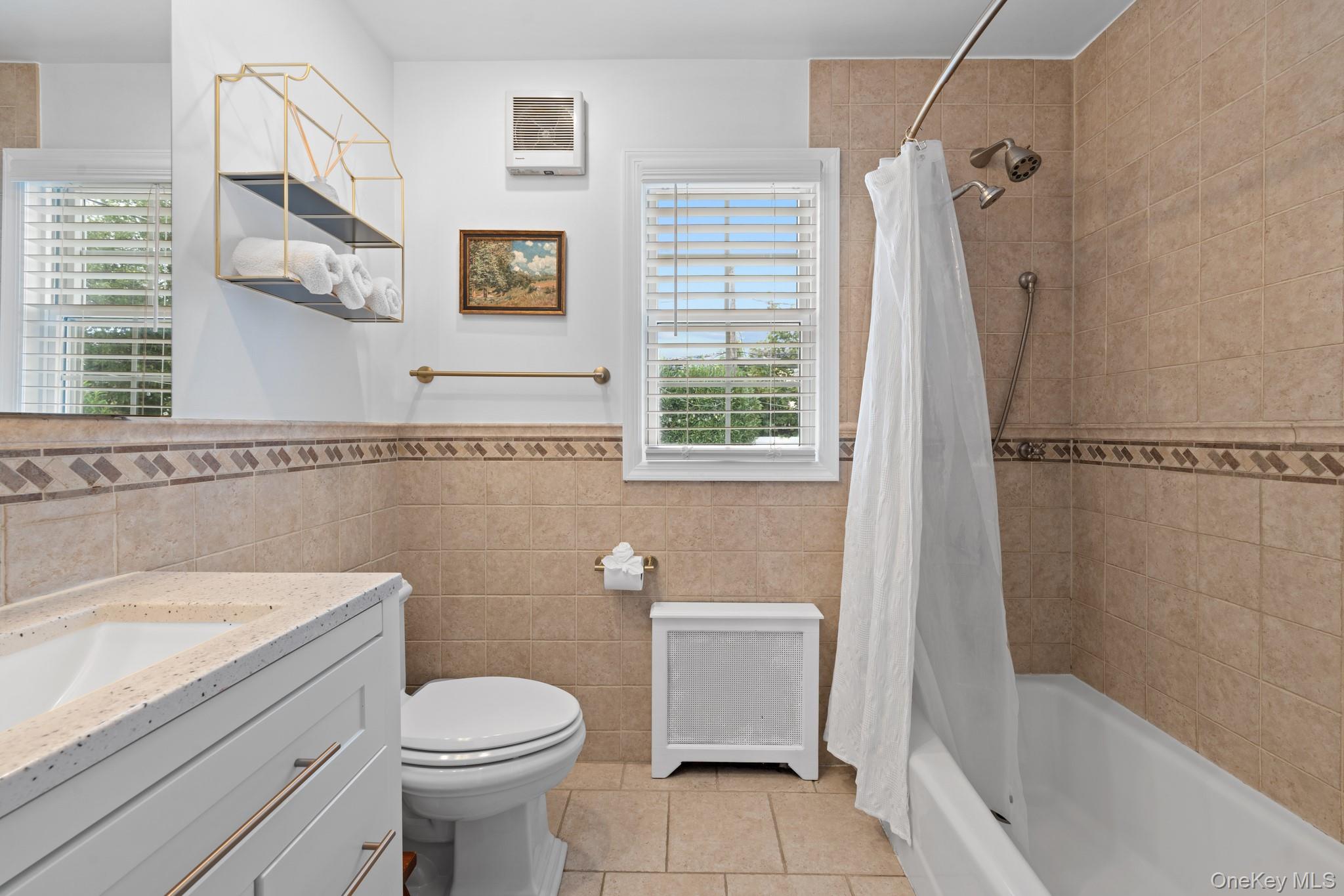 #19 photo, 39 Gateway, Rockville Centre , NY 11570