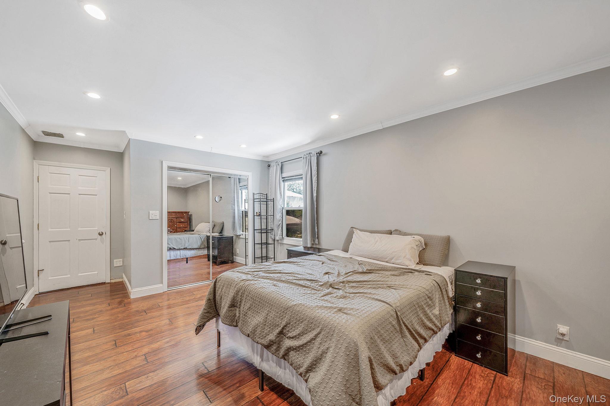 #14 photo, 10 Roy Avenue, サフォーク郡 West Islip , NY 11795