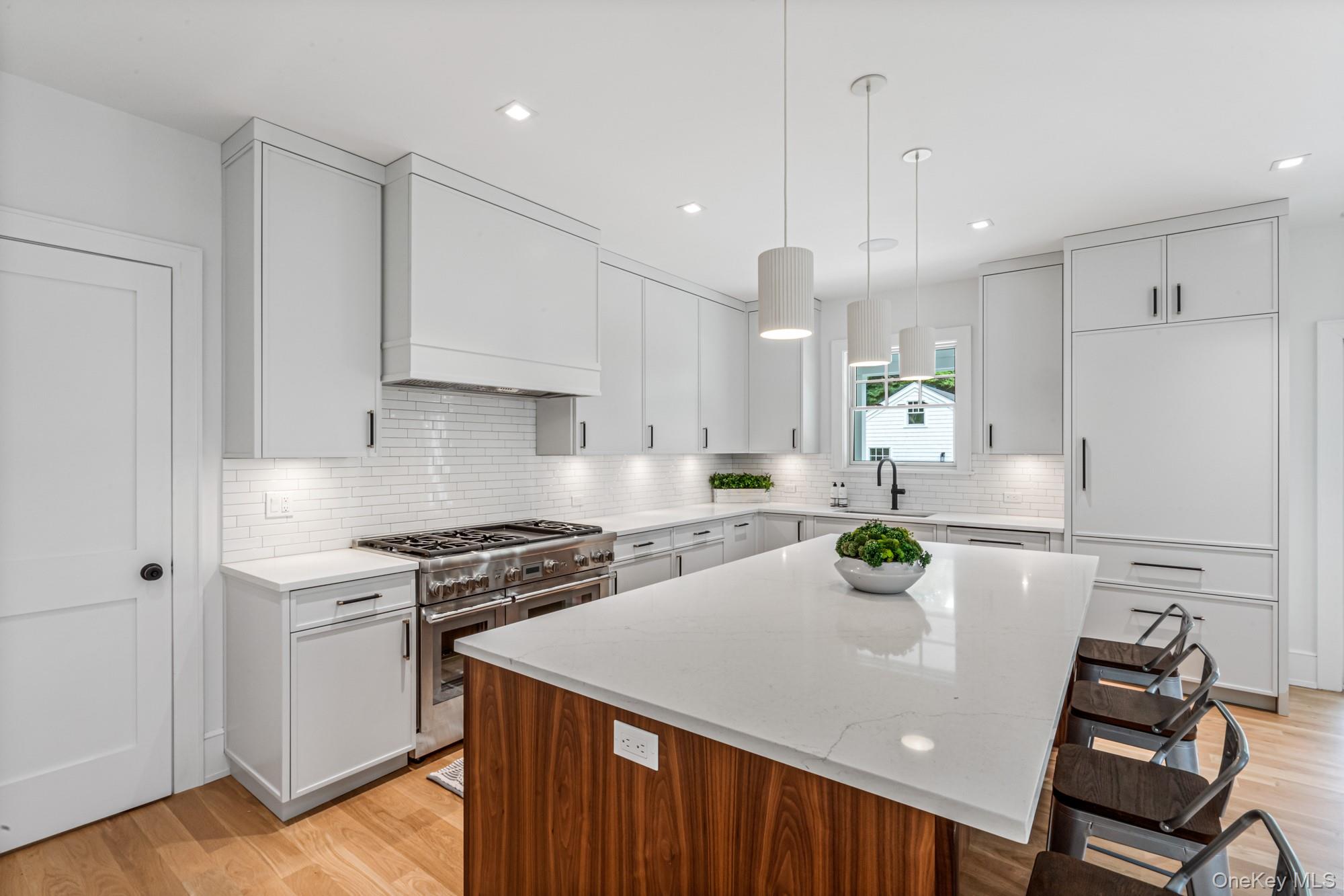 #12 photo, 36 Jagger Lane, サフォーク郡 Westhampton , NY 11977