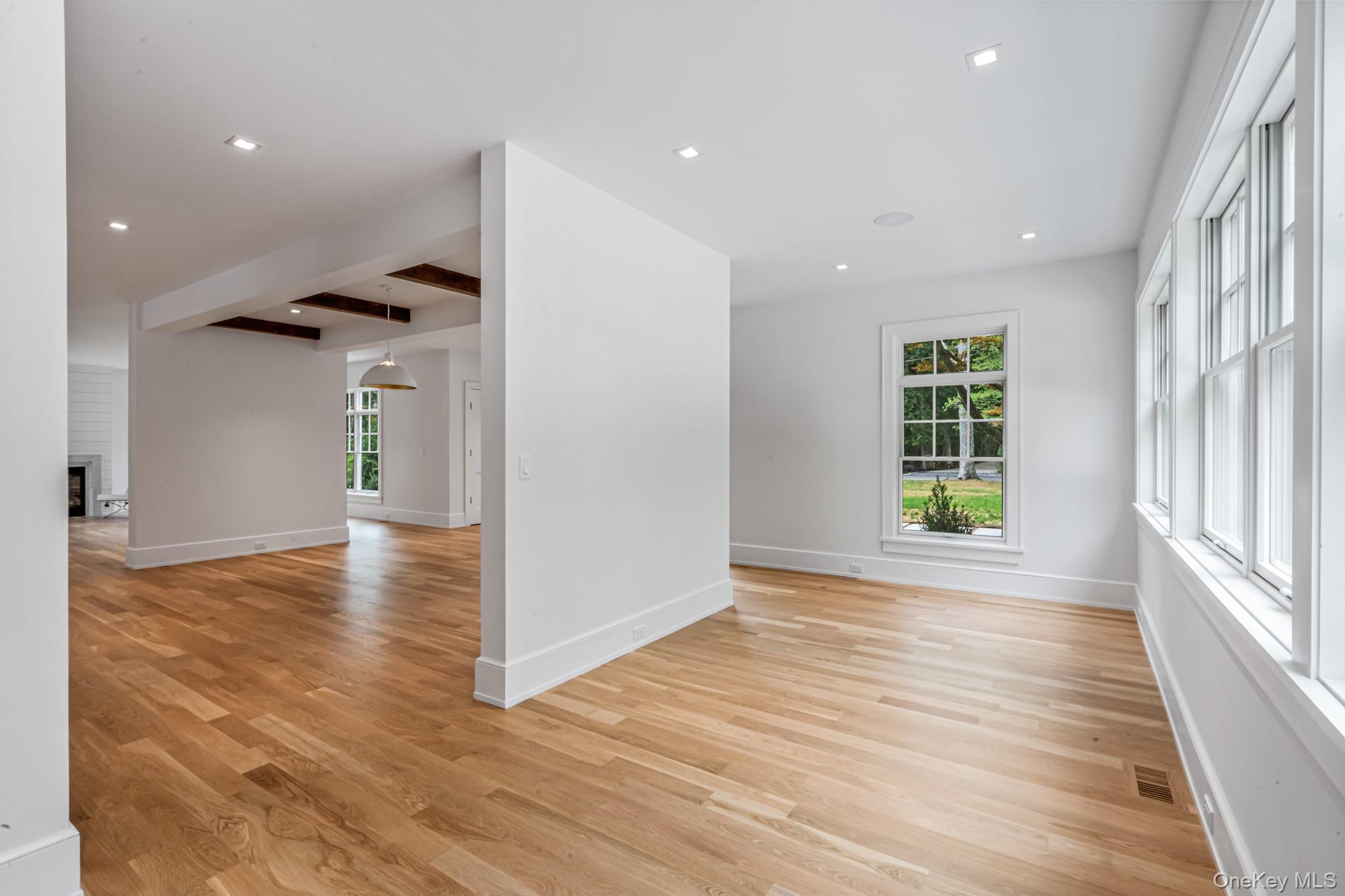 #6 photo, 36 Jagger Lane, サフォーク郡 Westhampton , NY 11977