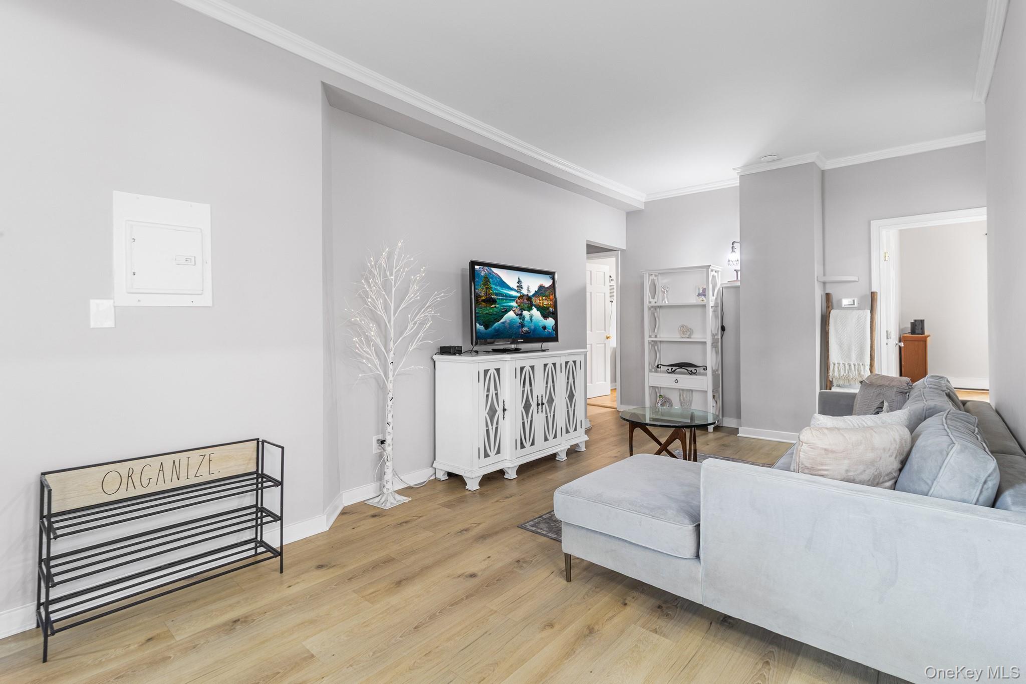 #16 photo, 3411 11th Street, クイーンズ区 Astoria , NY 11106