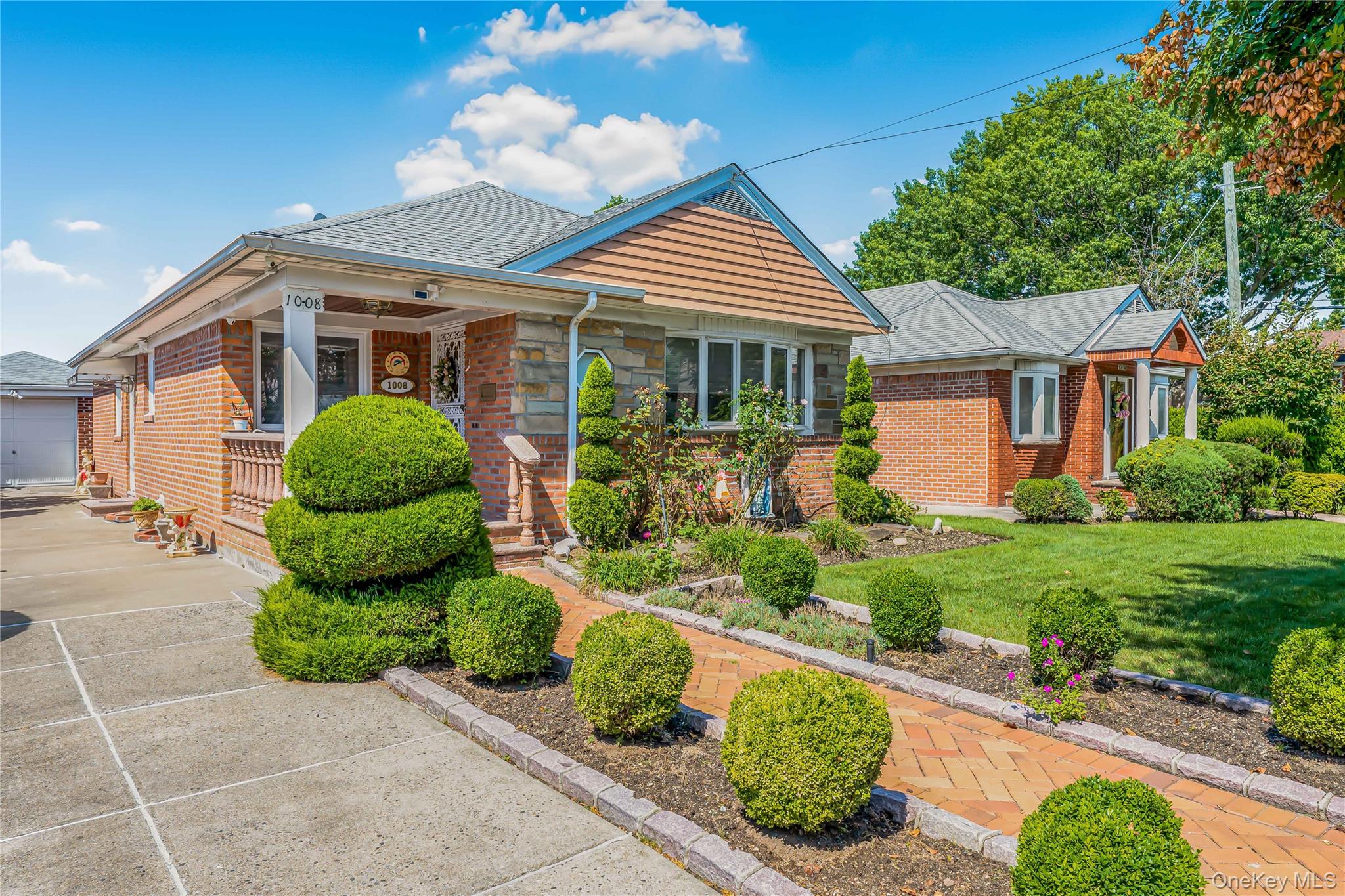 #1 photo, 10-08 147th St, व्हाइटस्टोन Whitestone , NY 11357