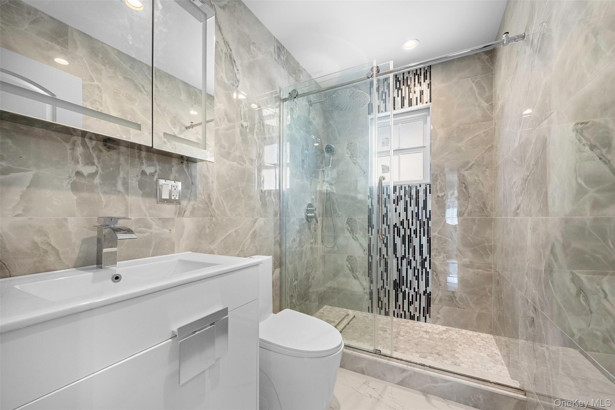 #12 photo, 84-19 253 Street, クイーンズ区 Bellerose , NY 11426