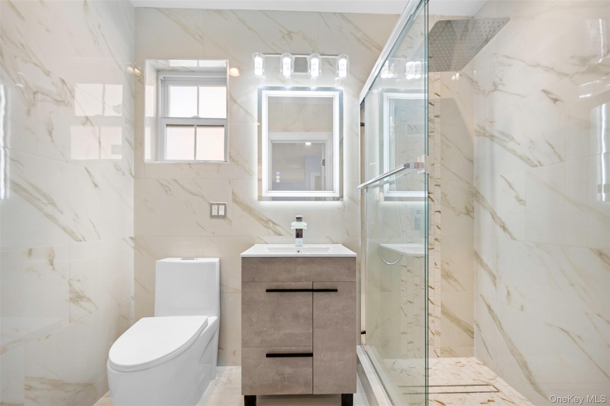 #17 photo, 84-19 253 Street, クイーンズ区 Bellerose , NY 11426