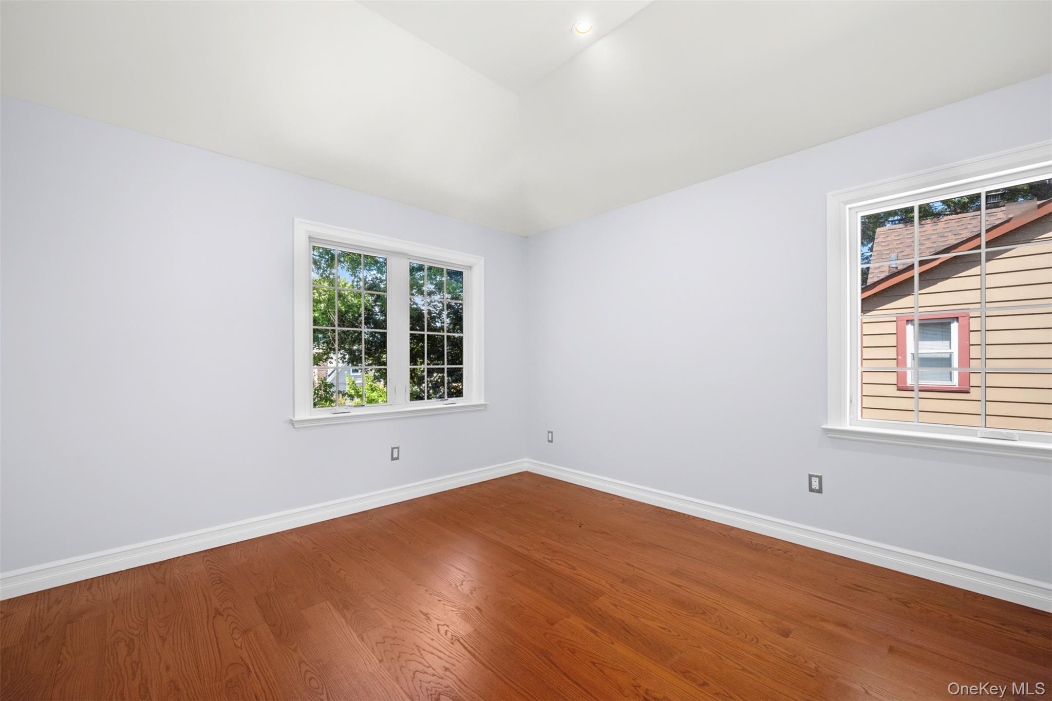 #19 photo, 84-19 253 Street, クイーンズ区 Bellerose , NY 11426