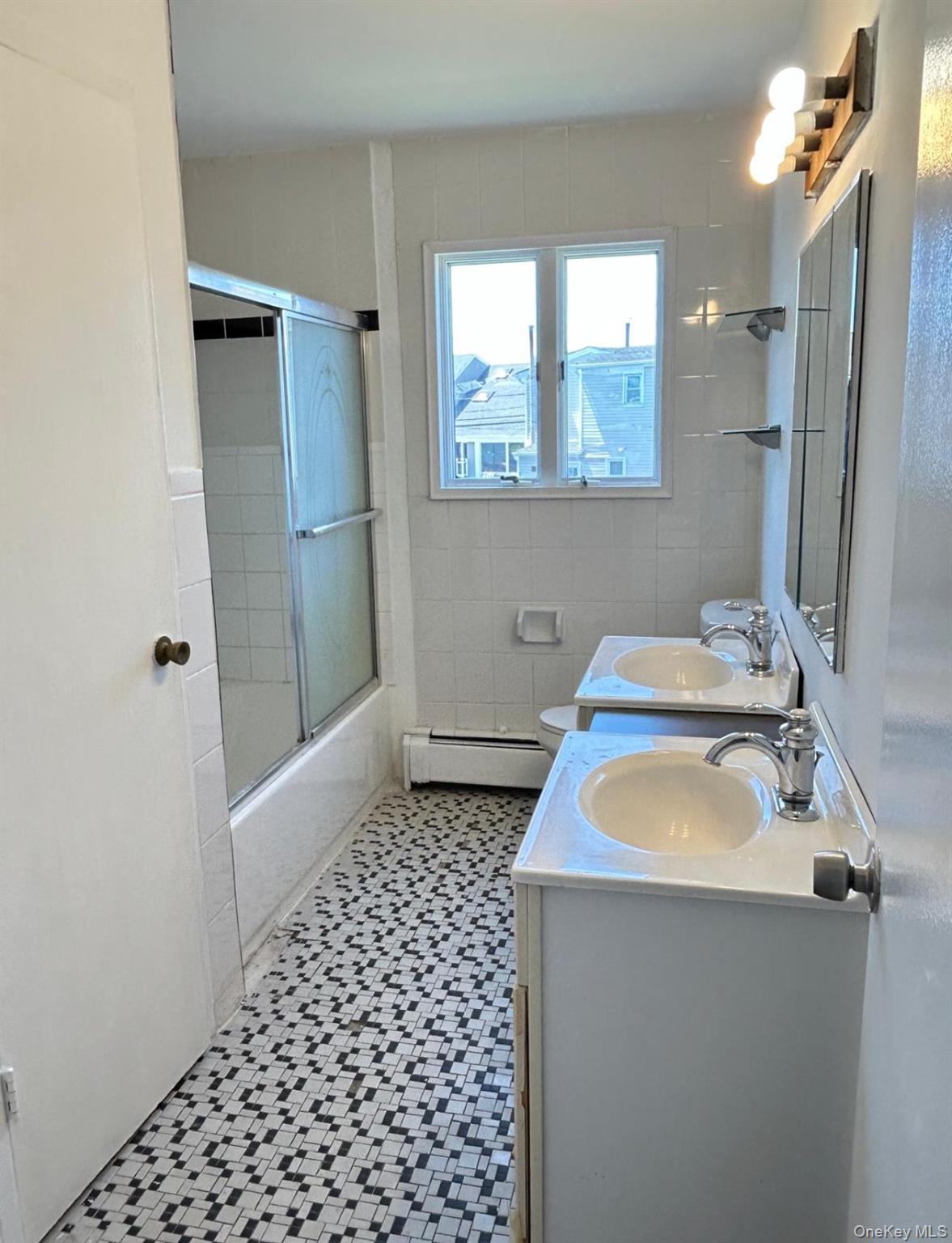 #11 photo, 300 Branch Avenue, ナッソー郡 Freeport , NY 11520