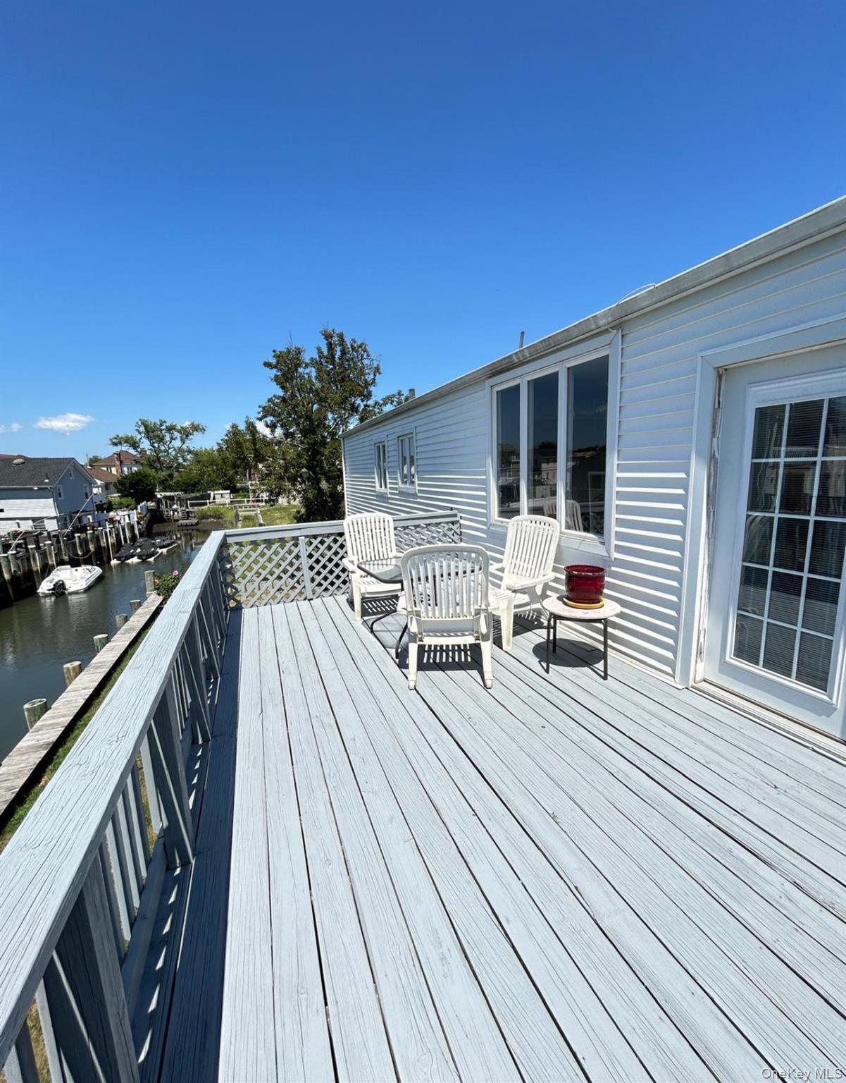 #13 photo, 300 Branch Avenue, ナッソー郡 Freeport , NY 11520